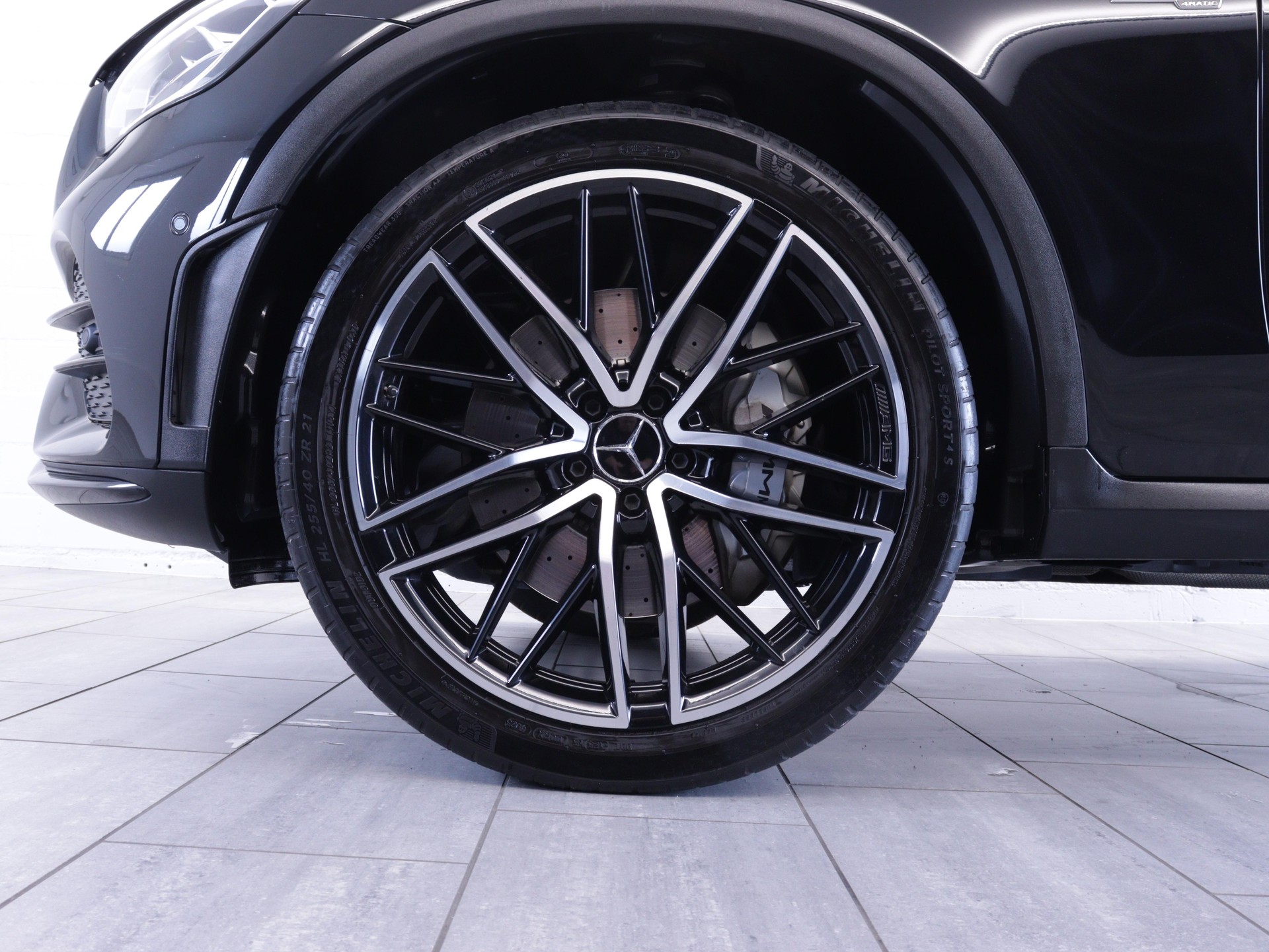 MERCEDES-BENZ GLC 43 AMG 4m-image-14