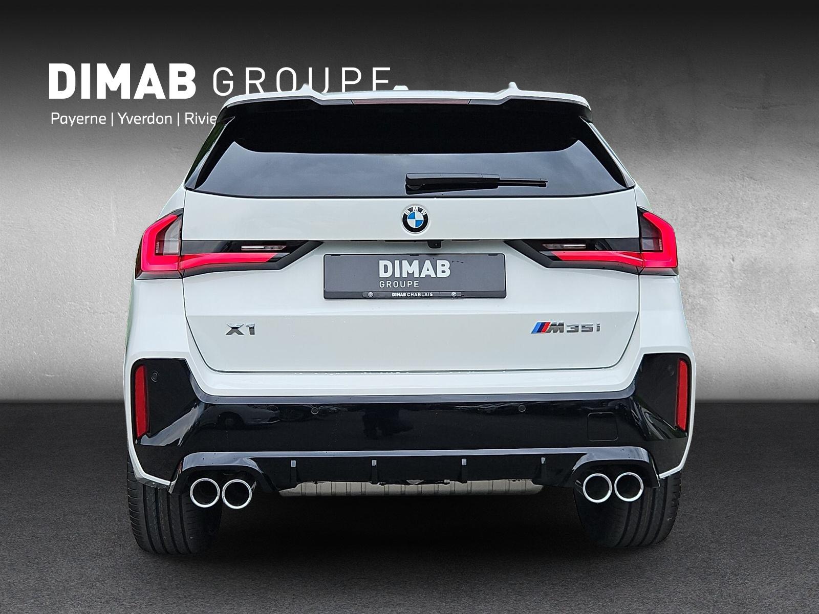 BMW X1 M35i CH-showroom-element-3