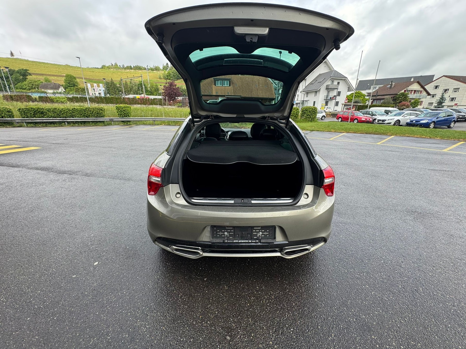 DS AUTOMOBILES DS5 2.0 HDi SO Chic Automatic-image-10