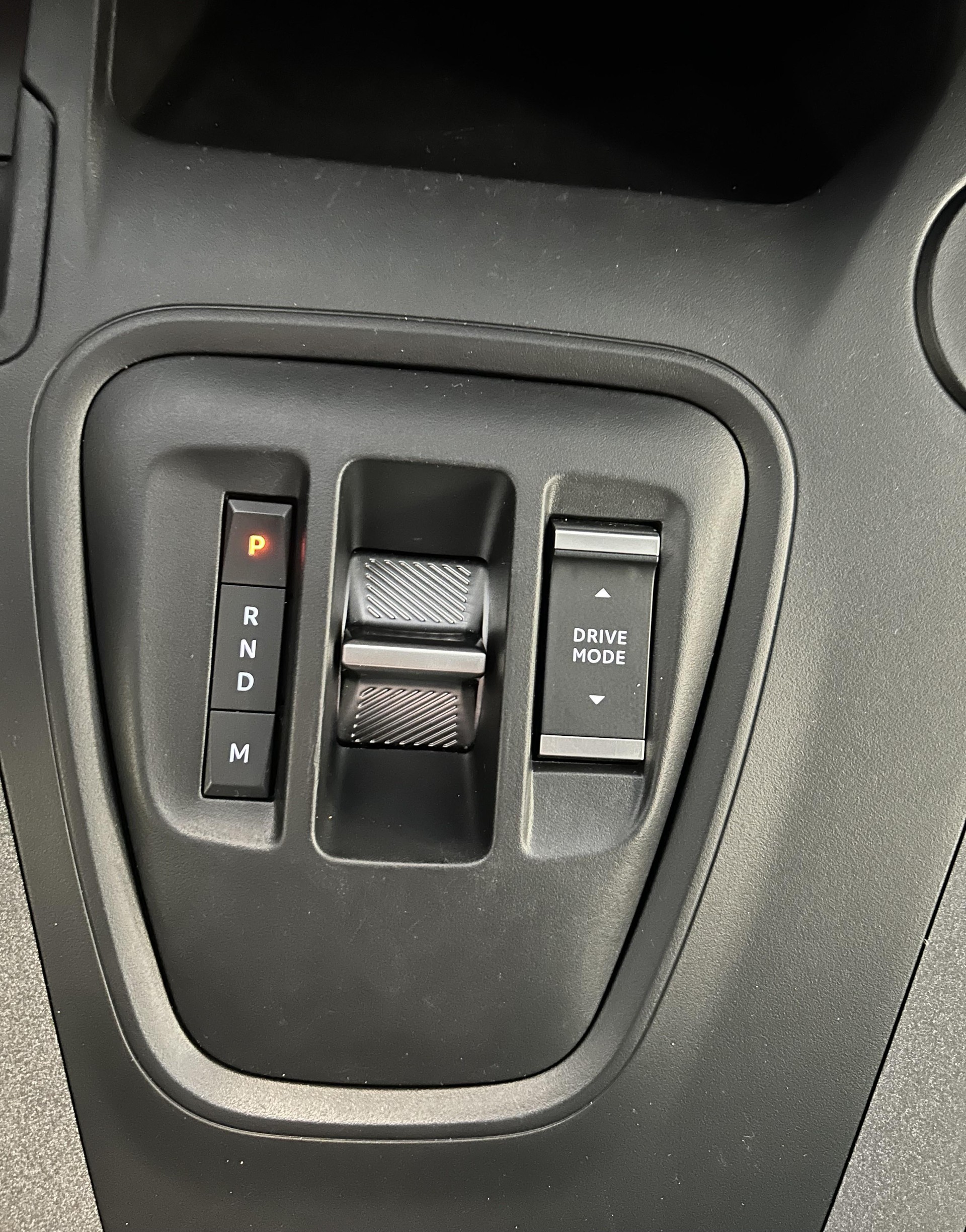 PEUGEOT Rifter Long 1.5 BlueHDi 130 Allure 7 PLACES/ 7 PLATZ-image-12