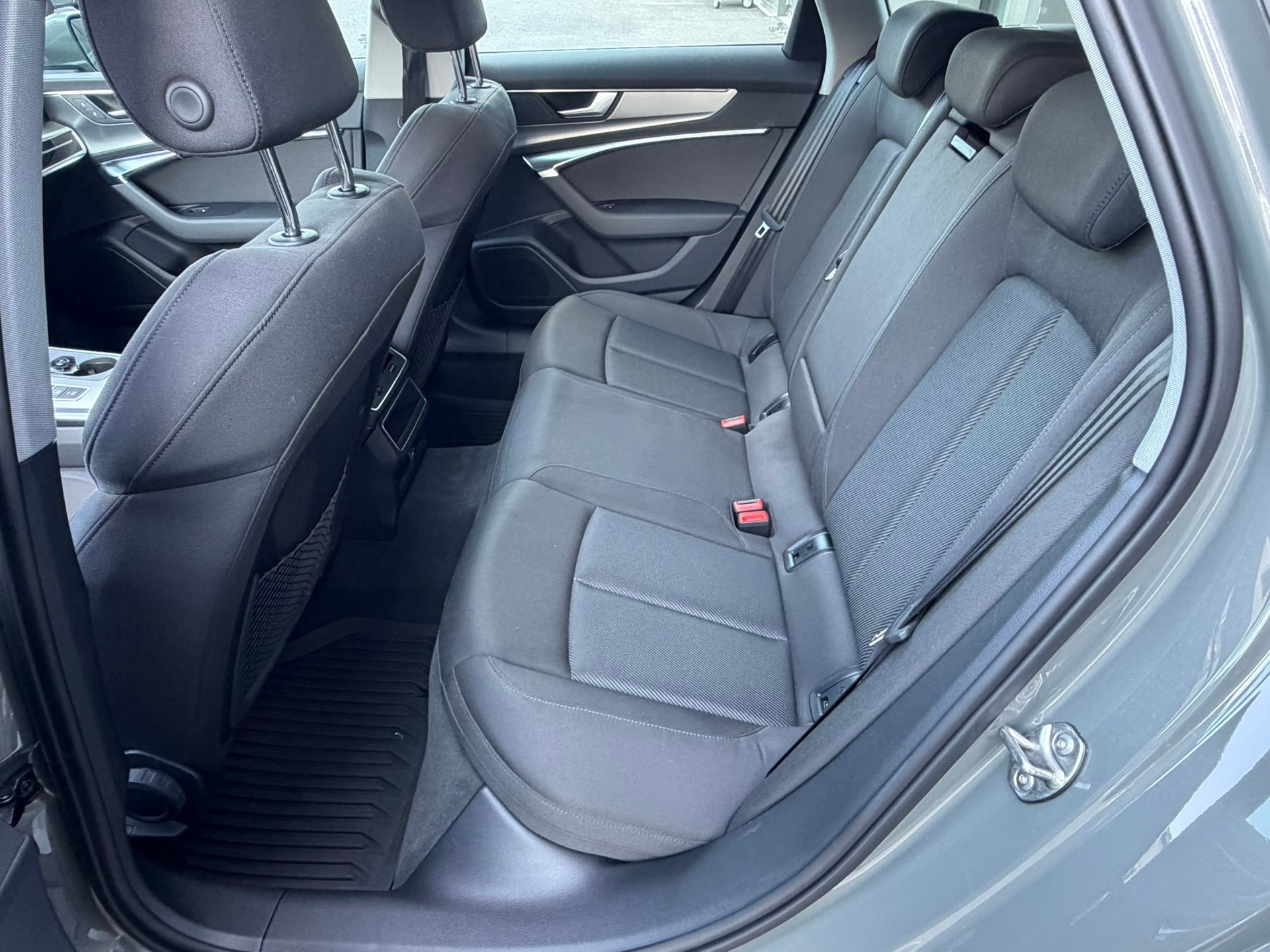 AUDI A6 Avant 40 TDI Sport quattro S-tronic-image-13
