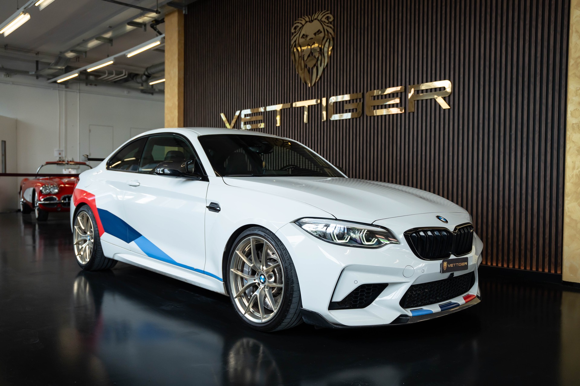 BMW M2 Competition Drivelogic