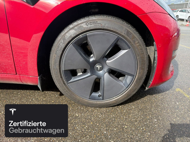 TESLA Model 3 Long Range AWD-image-10