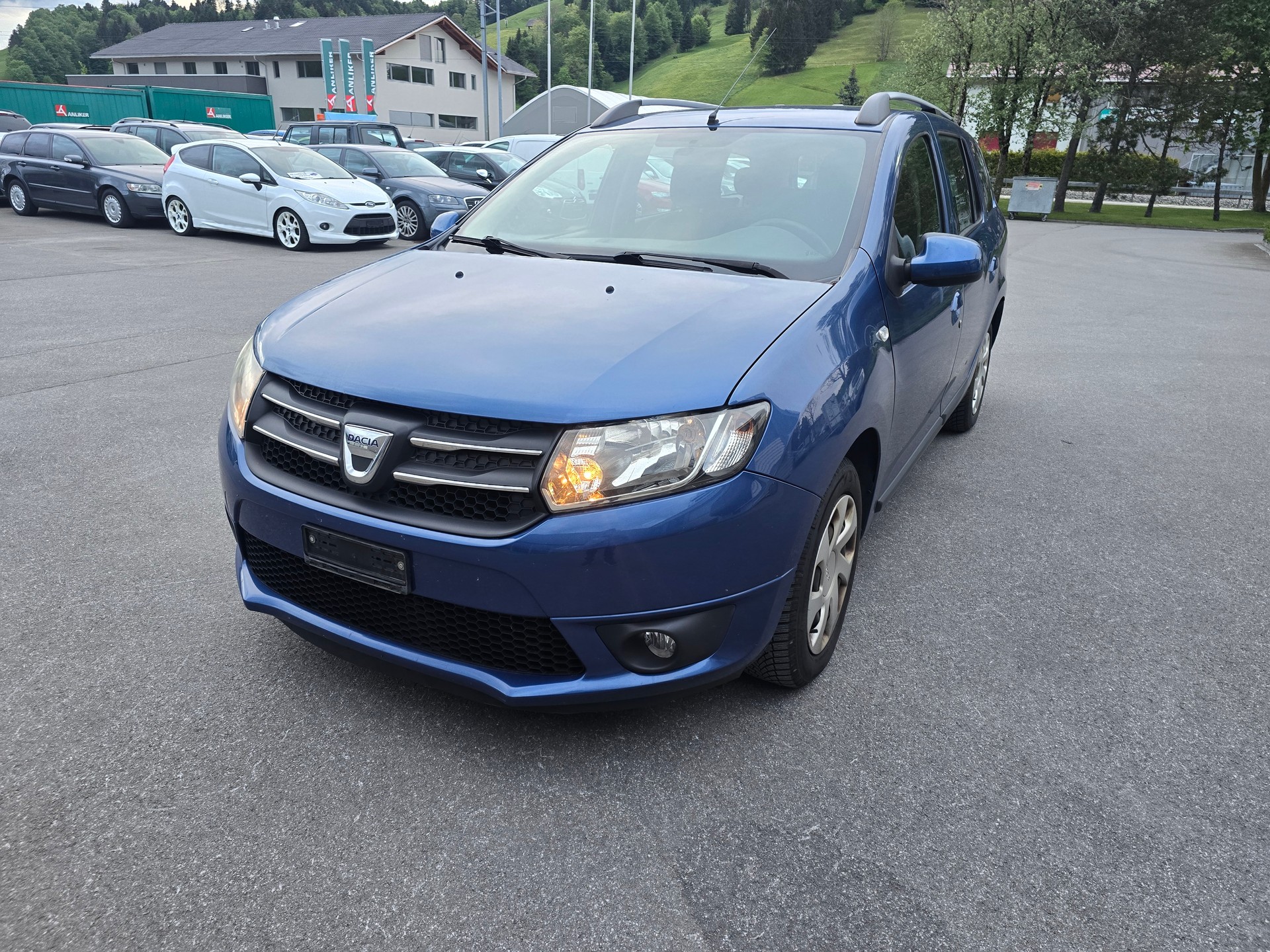 DACIA Logan MCV 0.9 Lauréate-image-3
