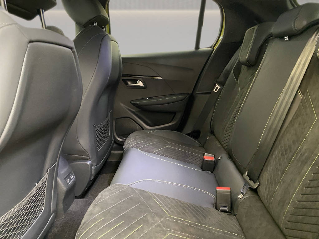 PEUGEOT 208 Hybrid 145 e-DCS6 GT-image-10