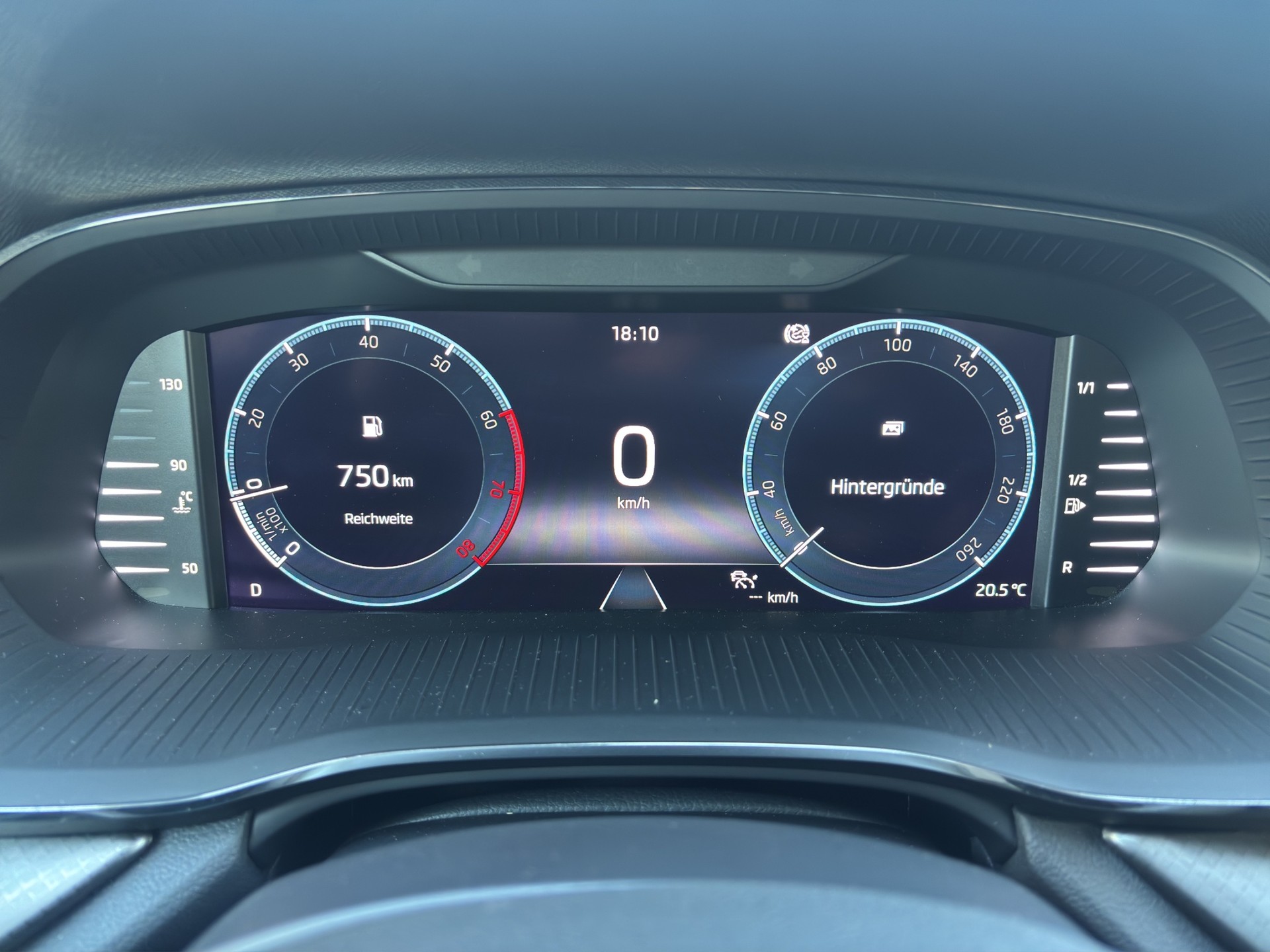 SKODA Octavia Combi 1.0 TSI mHEV DSG Ambition-image-10