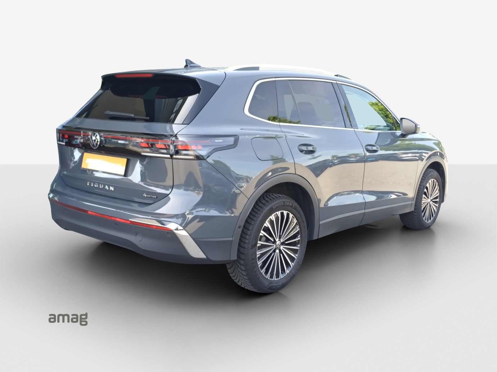 VW Tiguan 2.0 TSI DSG Elegance 4Motion-image-4