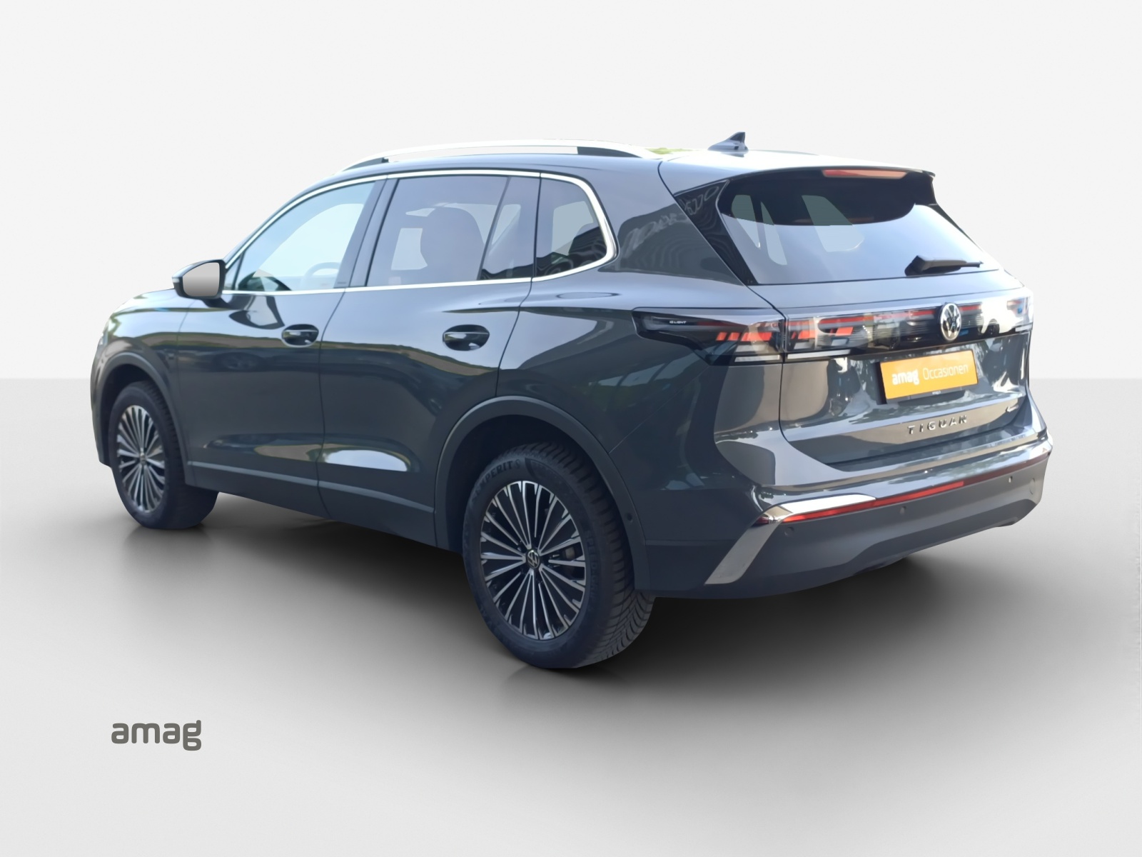 VW Tiguan 2.0 TSI DSG Elegance 4Motion-showroom-element-2