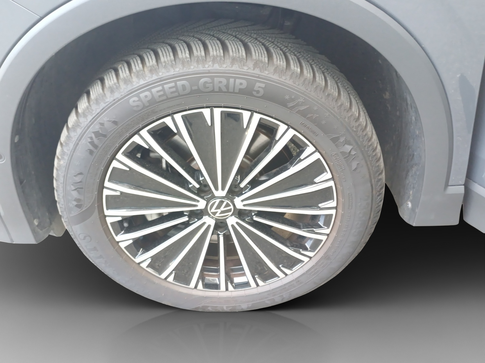 VW Tiguan 2.0 TSI DSG Elegance 4Motion-image-14