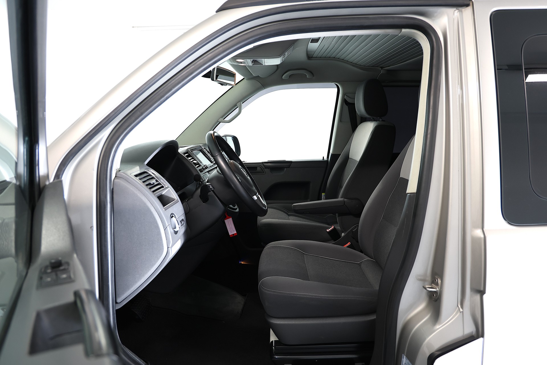 VW T5 California 2.0 Bi-TDI Beach 4Motion DSG *Motor revidiert* *Zahnriemen ersetzt*-image-7