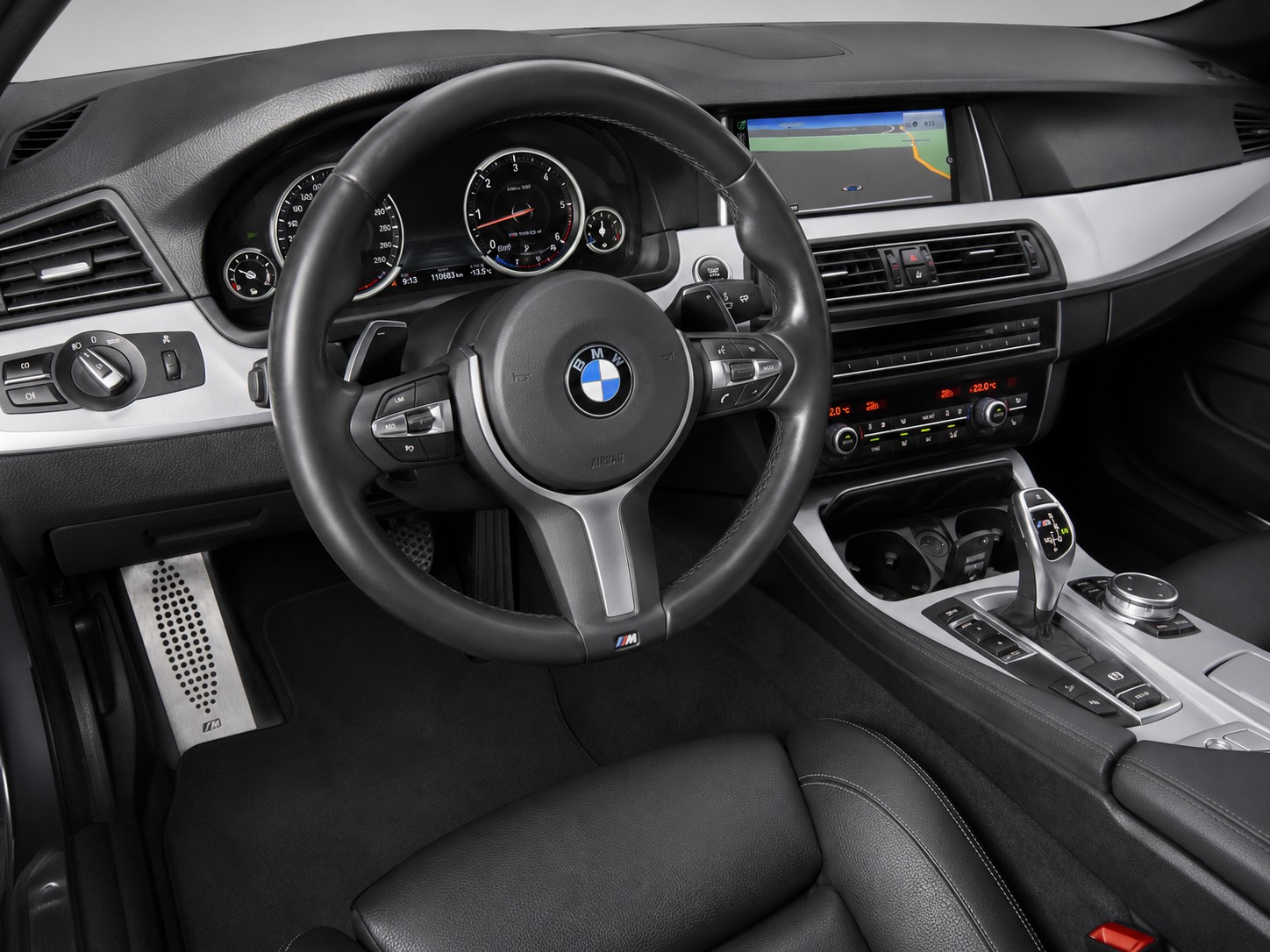 BMW M 550d xDrive M-Sport-image-13