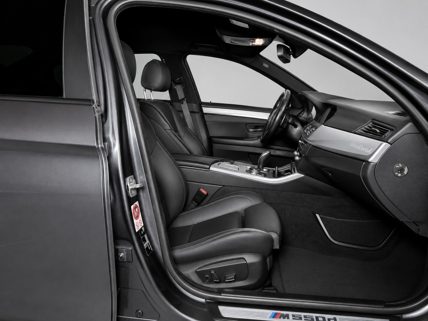 BMW M 550d xDrive M-Sport-image-8