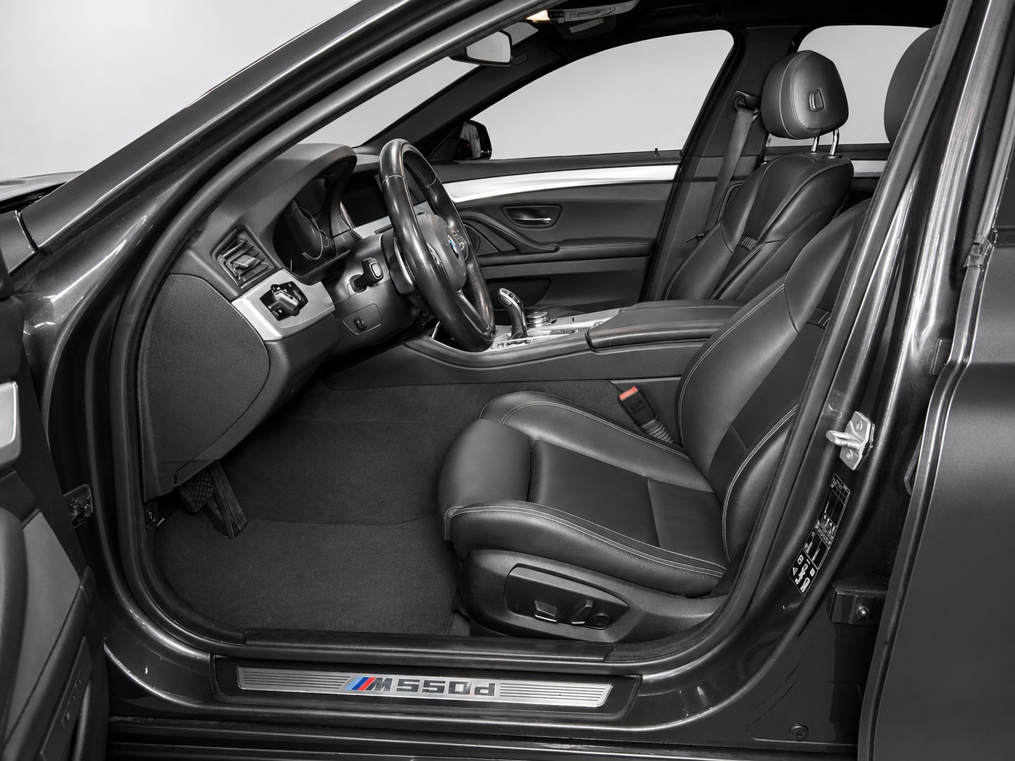 BMW M 550d xDrive M-Sport-image-7