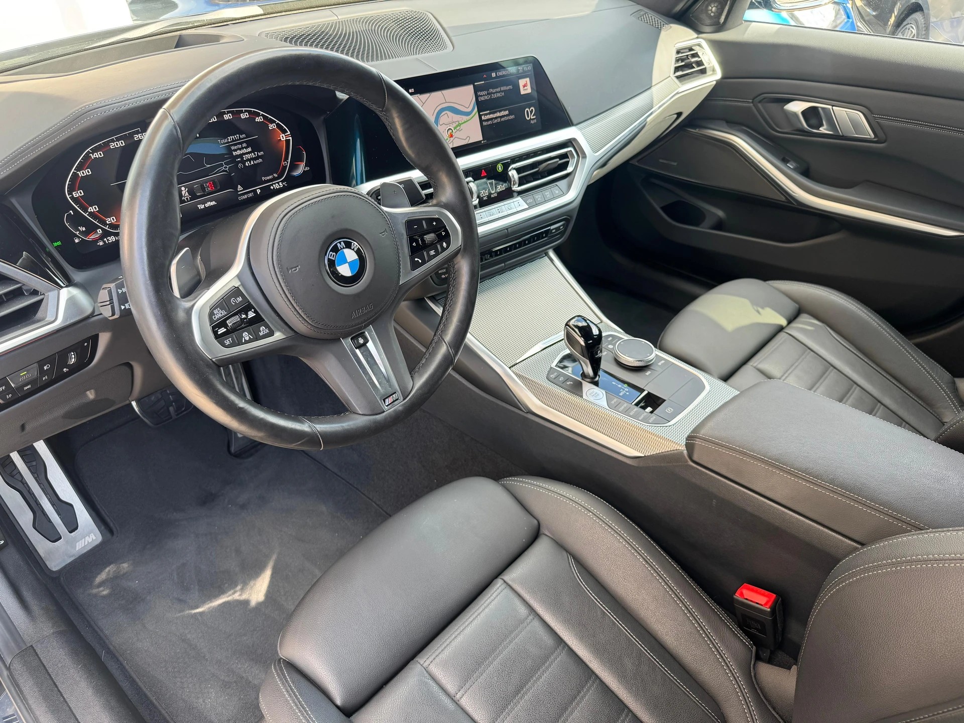 BMW M340i xDrive 48V Steptronic-image-11