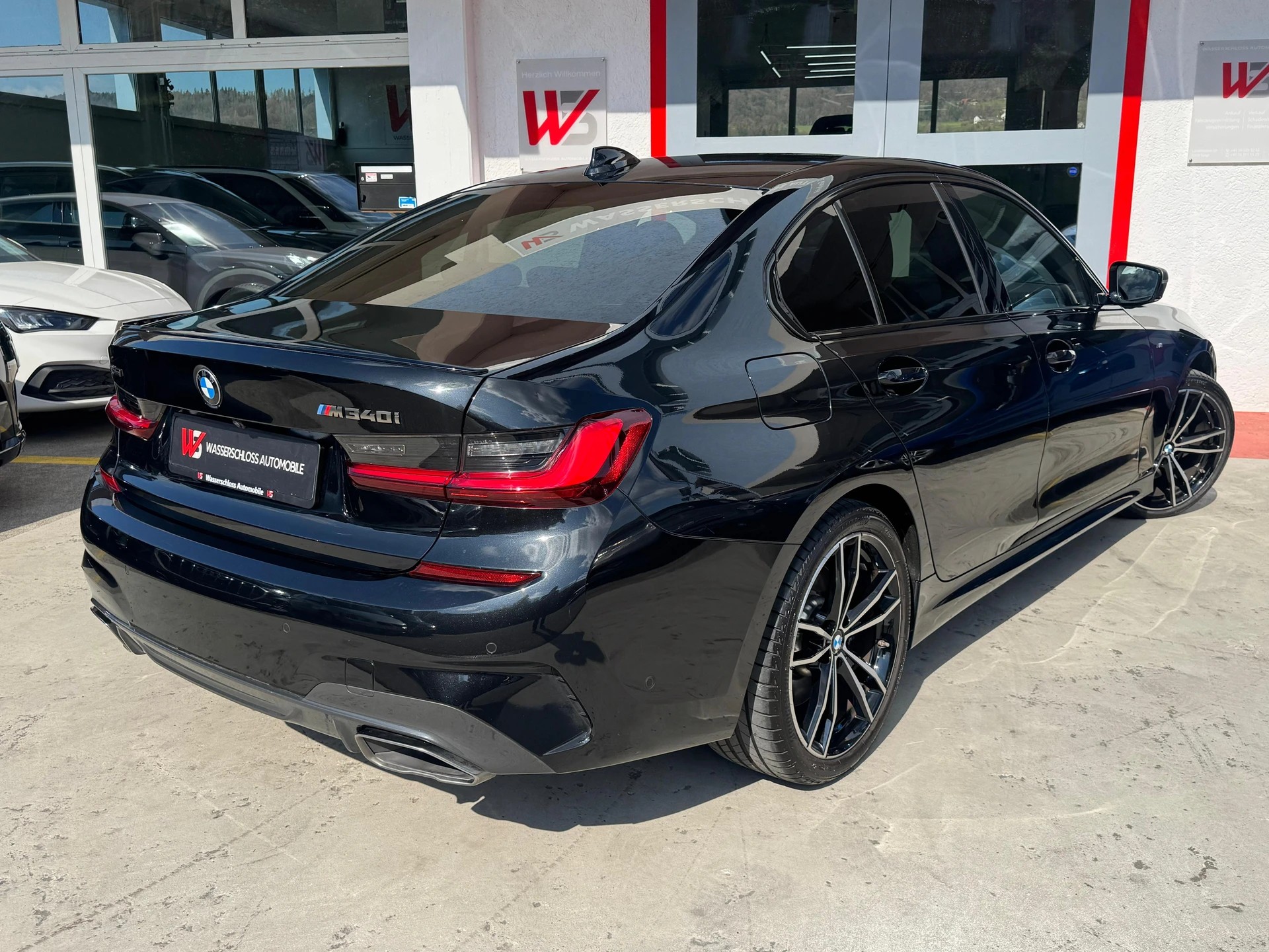 BMW M340i xDrive 48V Steptronic-image-4
