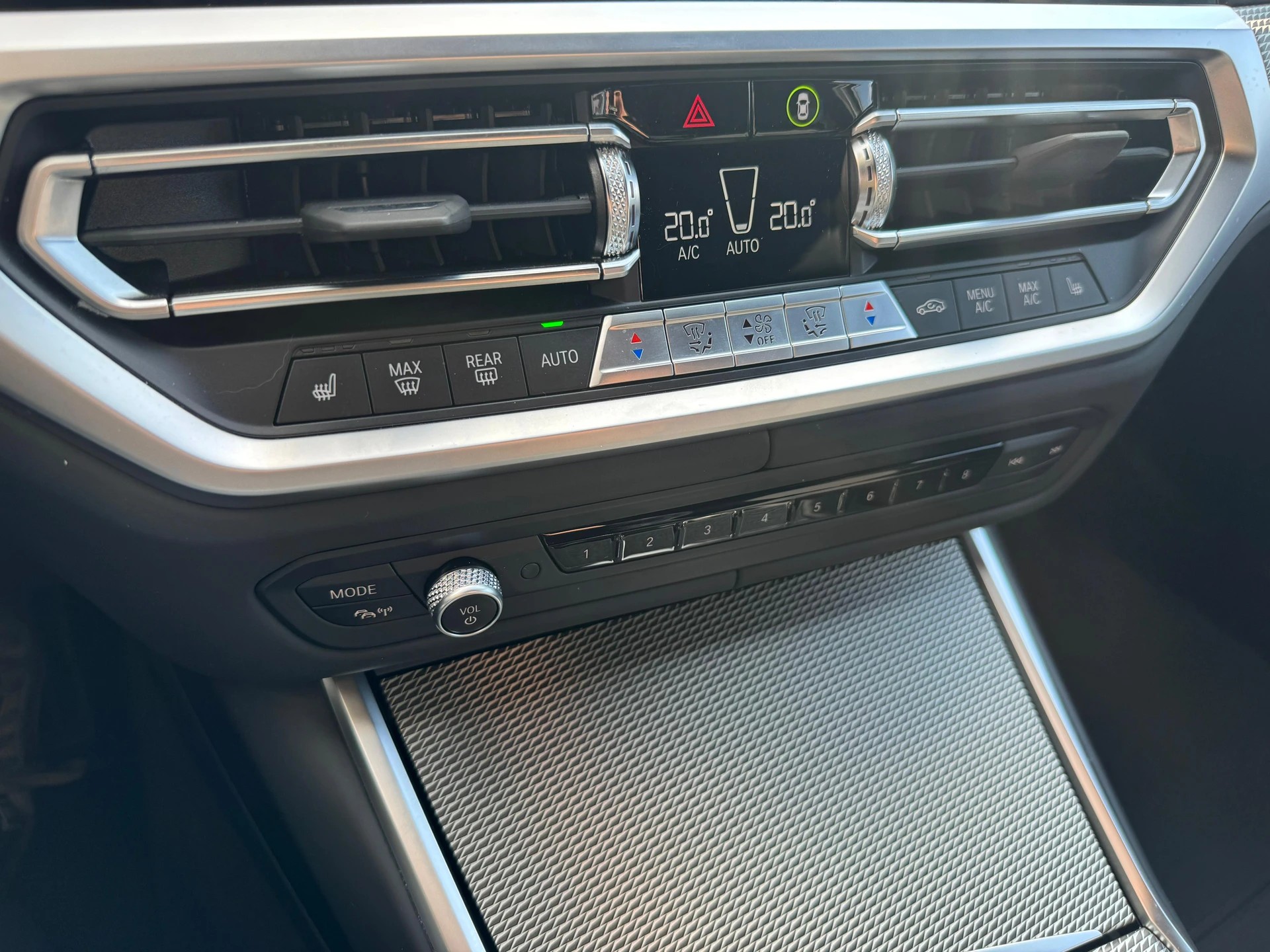BMW M340i xDrive 48V Steptronic-image-21