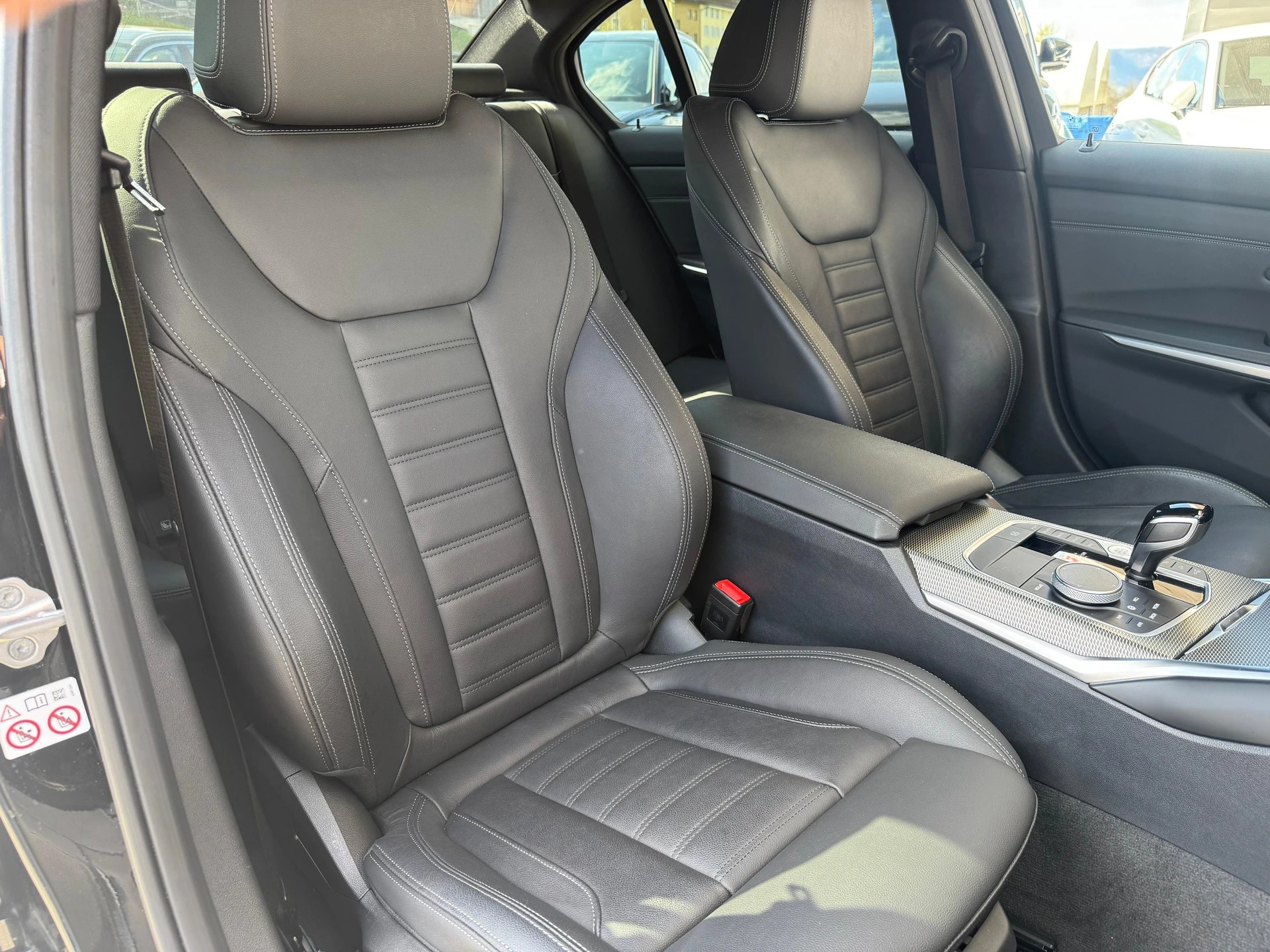 BMW M340i xDrive 48V Steptronic-image-13