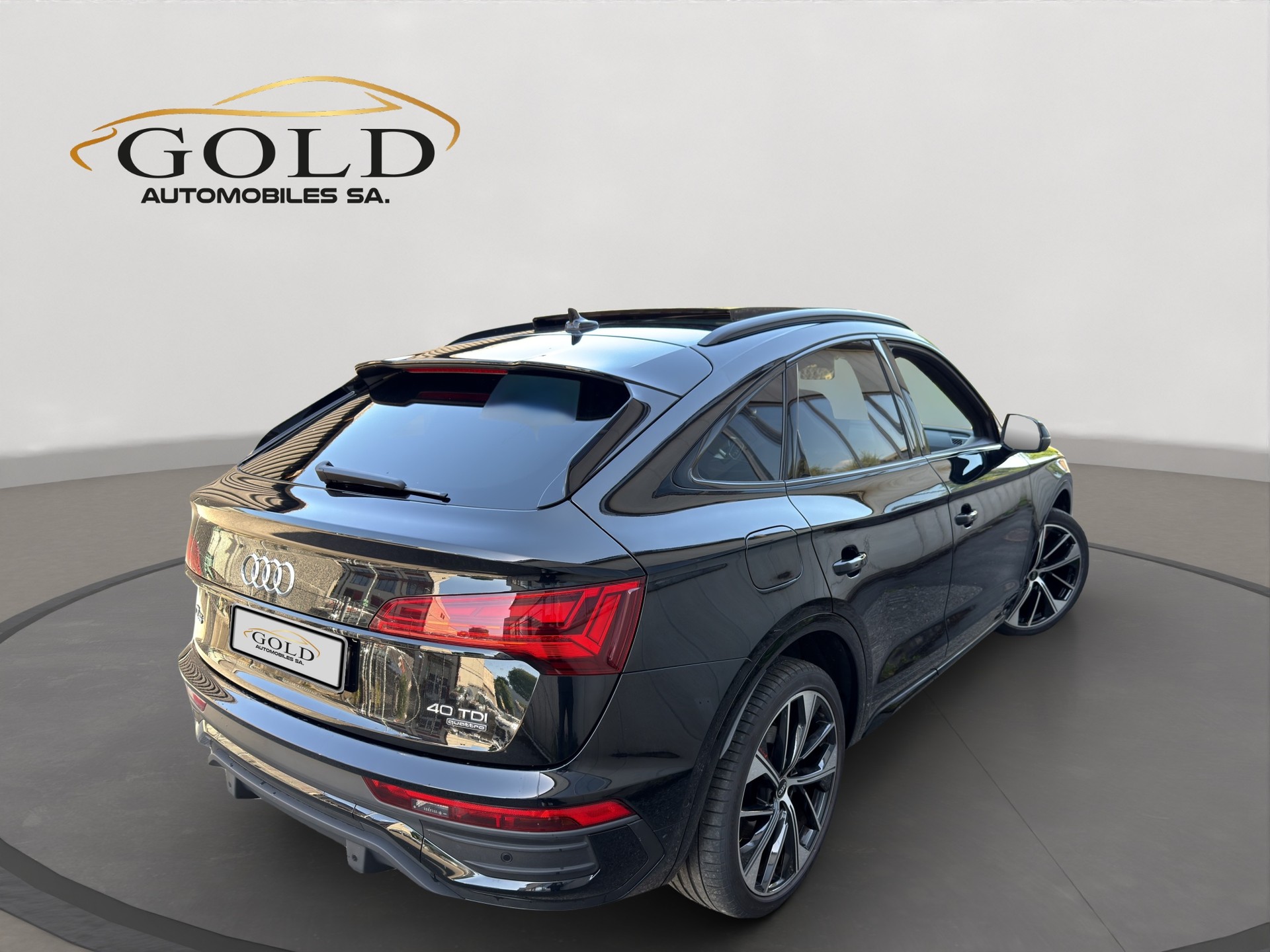 AUDI Q5 Sportback 40 TDI S-Line Blackedition quattro S-tronic-image-1