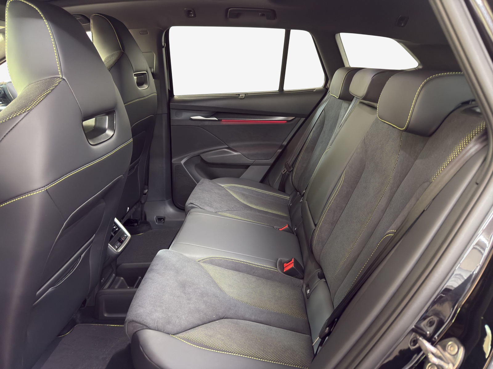 SKODA Enyaq 85x 4x4-image-11