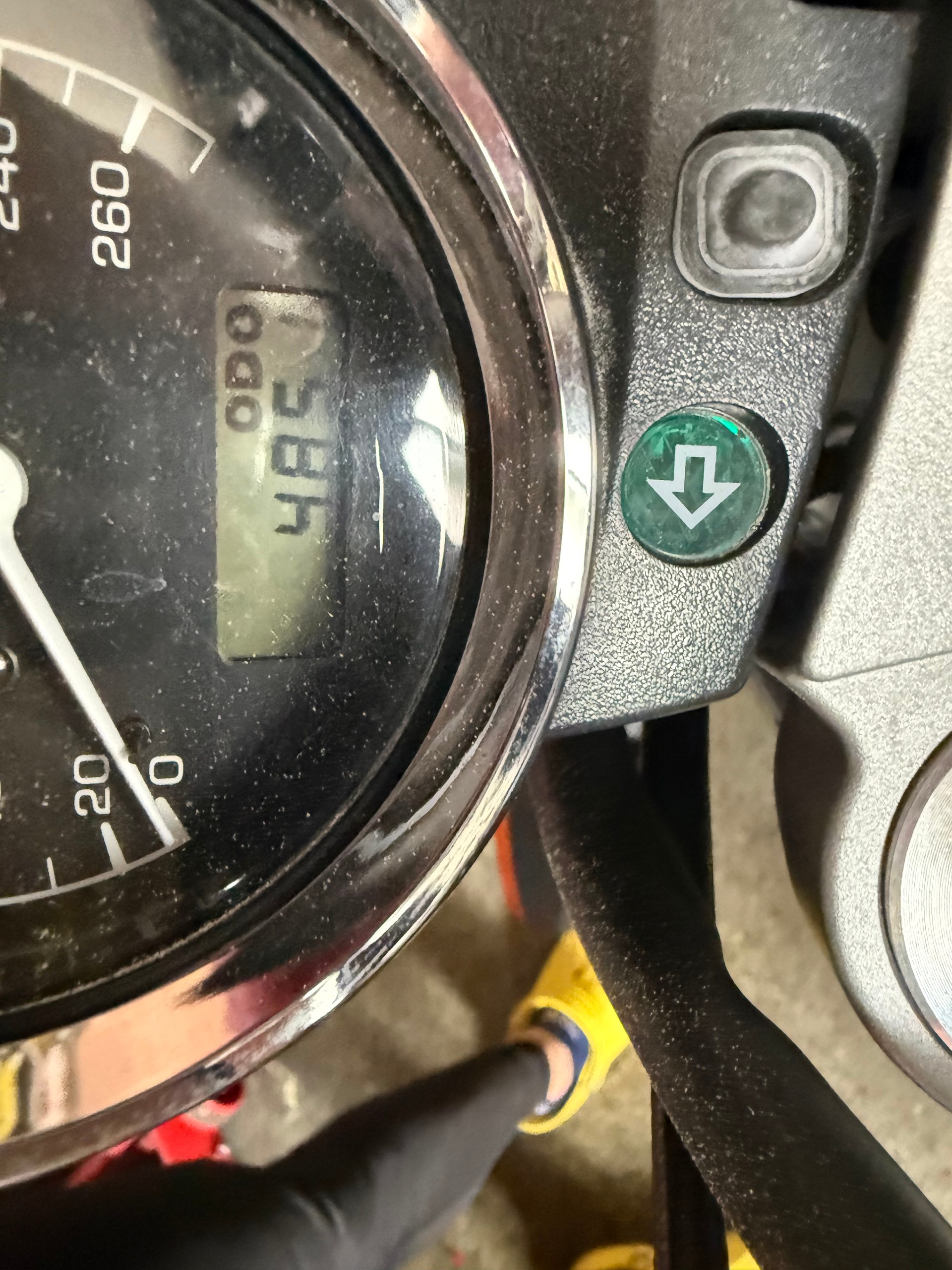 HONDA CB 900 F Hornet-image-3