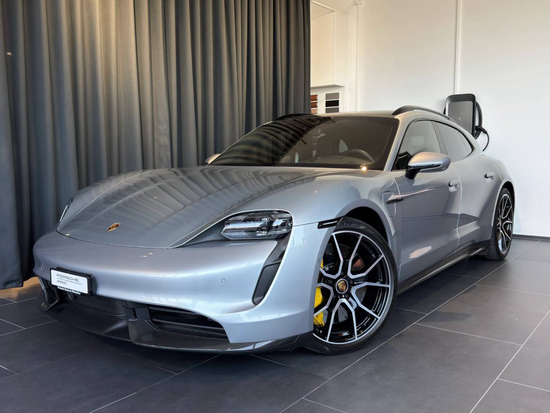 PORSCHE Taycan Turbo S Sport Turismo