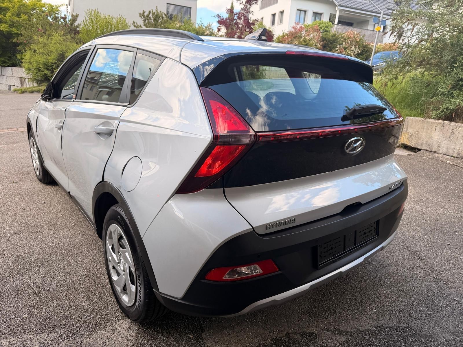 HYUNDAI Bayon 1.0 T-GDi Amplia DCT-image-4