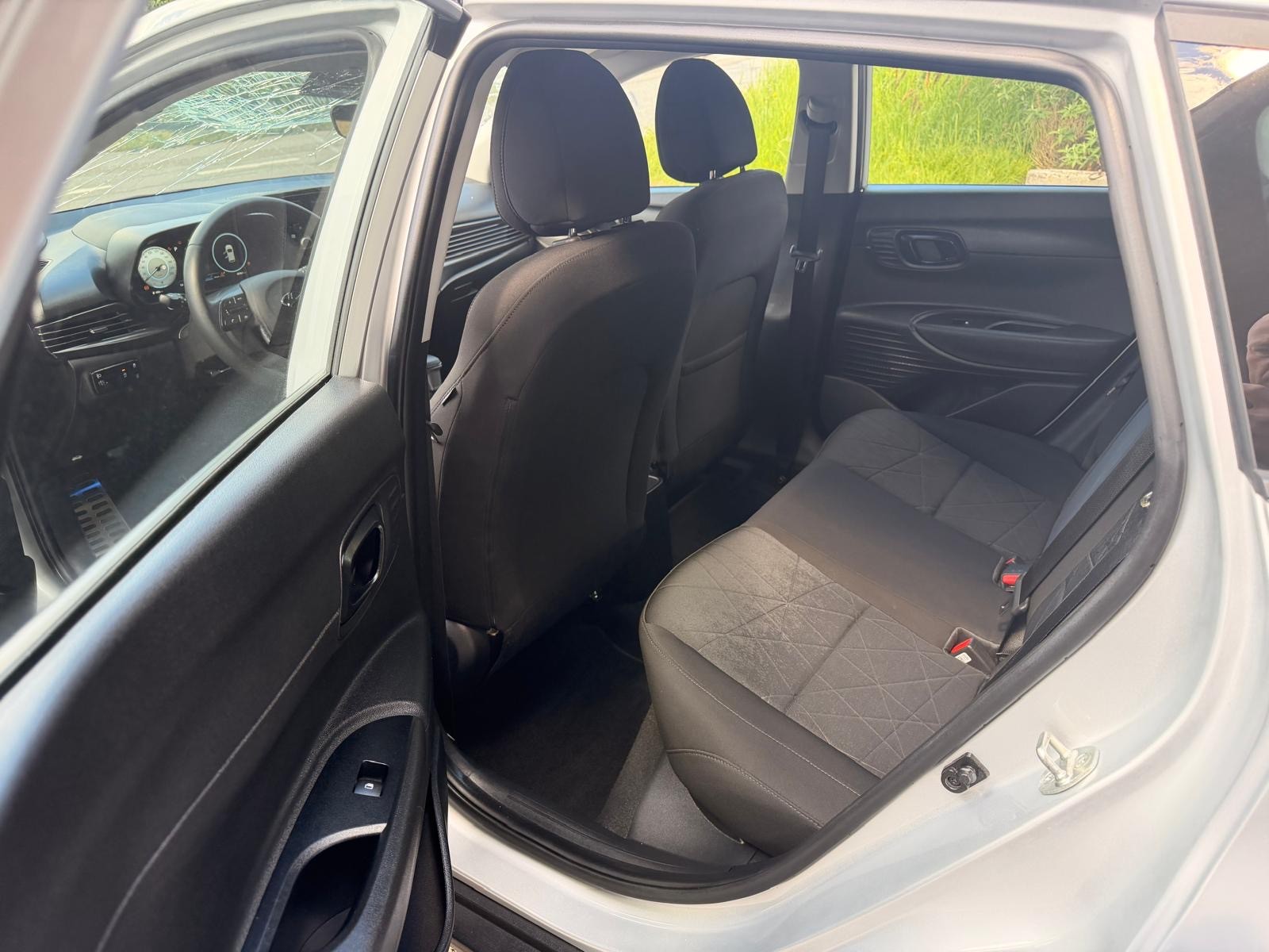 HYUNDAI Bayon 1.0 T-GDi Amplia DCT-image-8