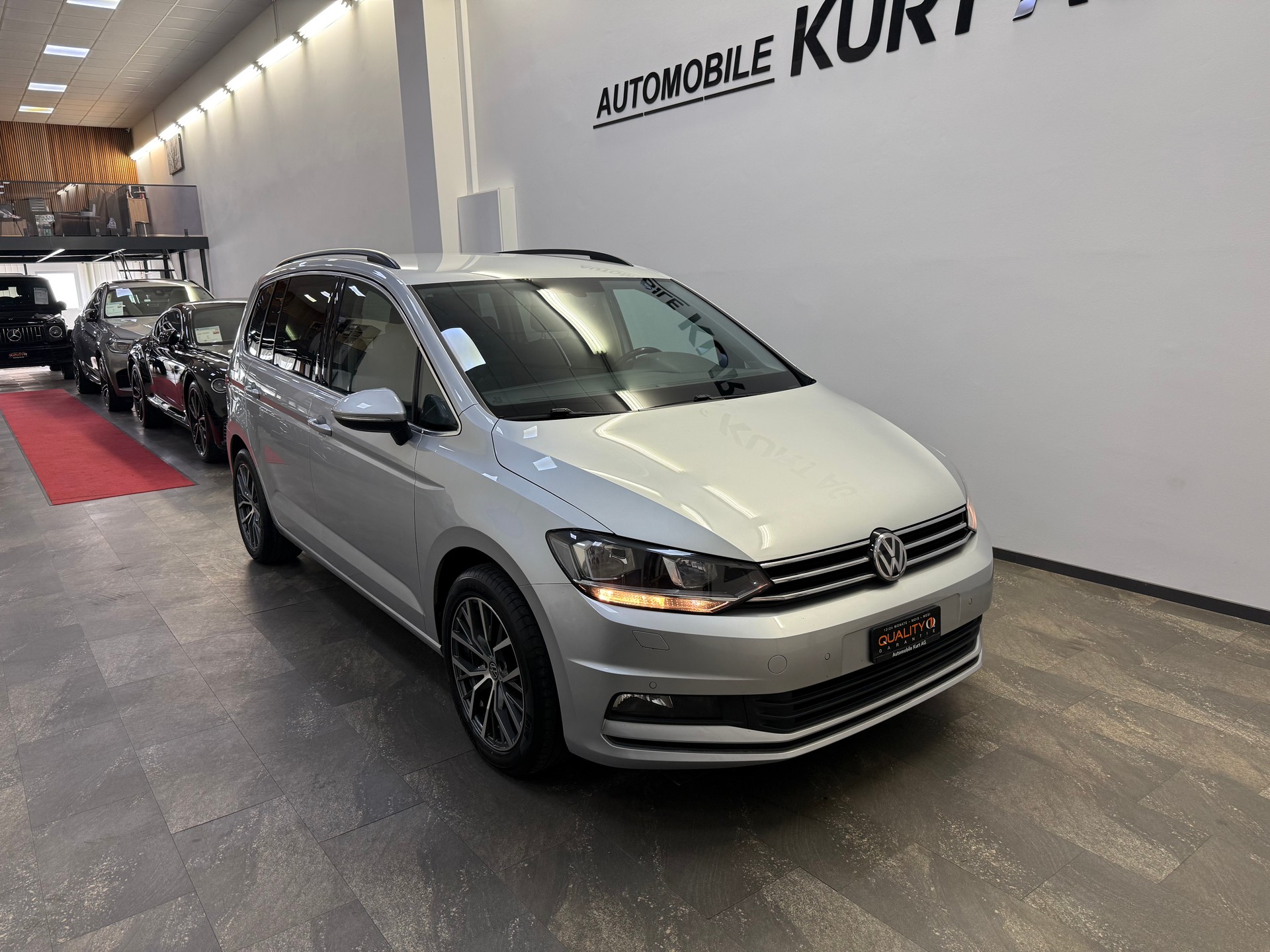 VW Touran 1.6 TDI BlueMotion Technology Trendline DSG-image-7