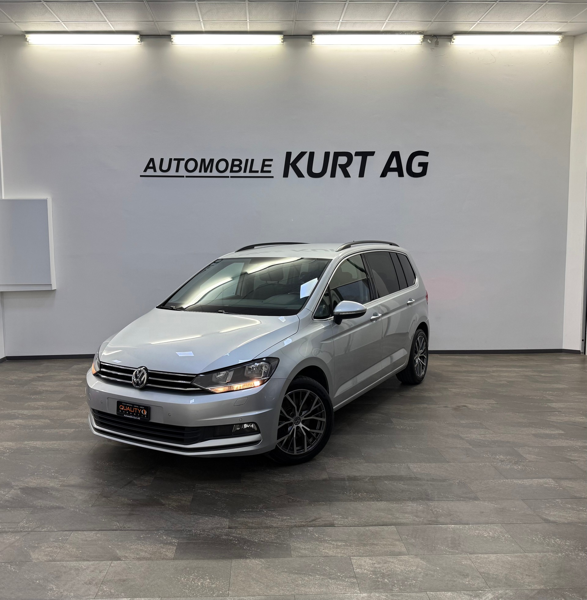 VW Touran 1.6 TDI BlueMotion Technology Trendline DSG