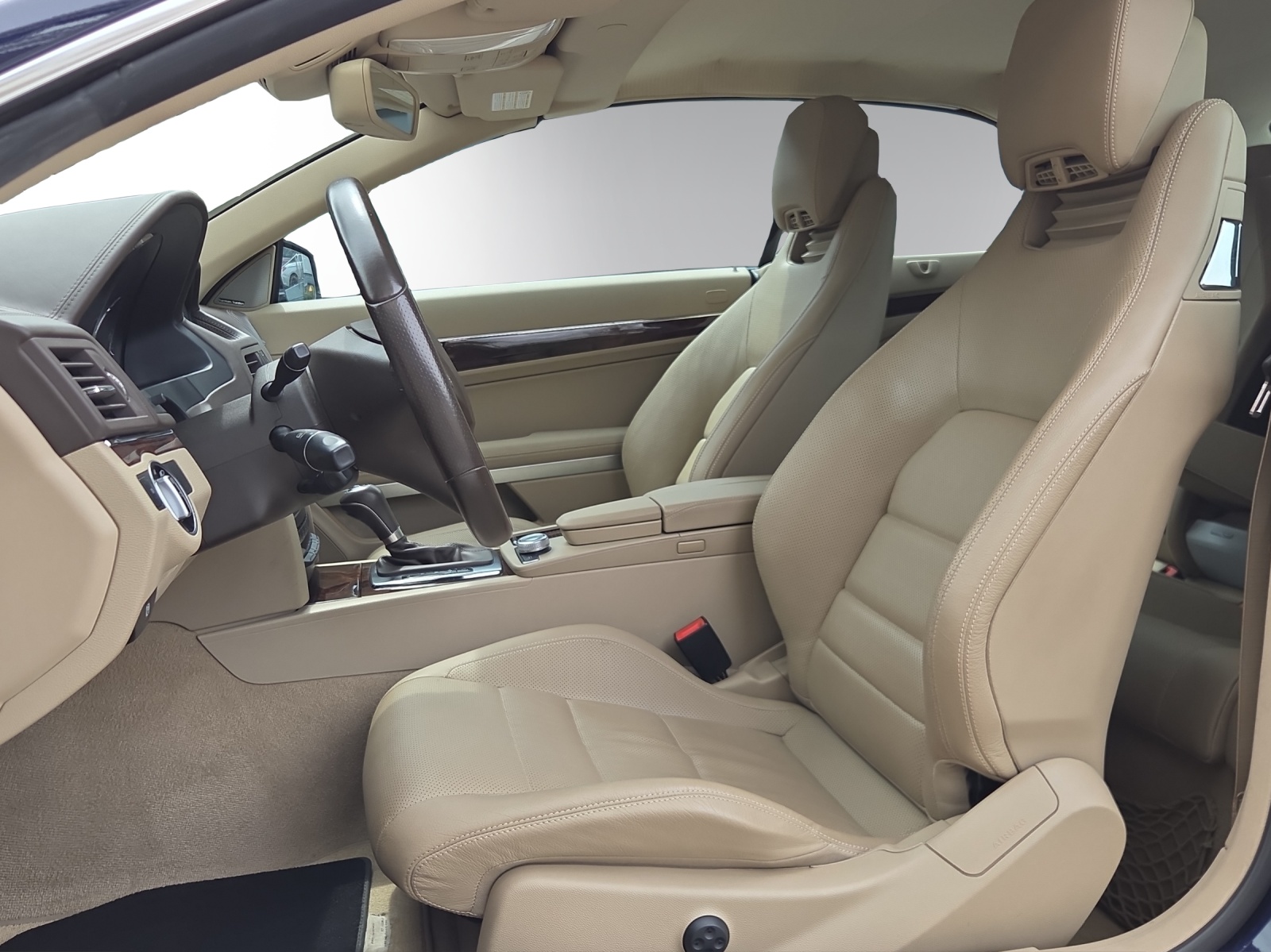 MERCEDES-BENZ E 350 CGI BlueEfficiency 7G-Tronic-image-7