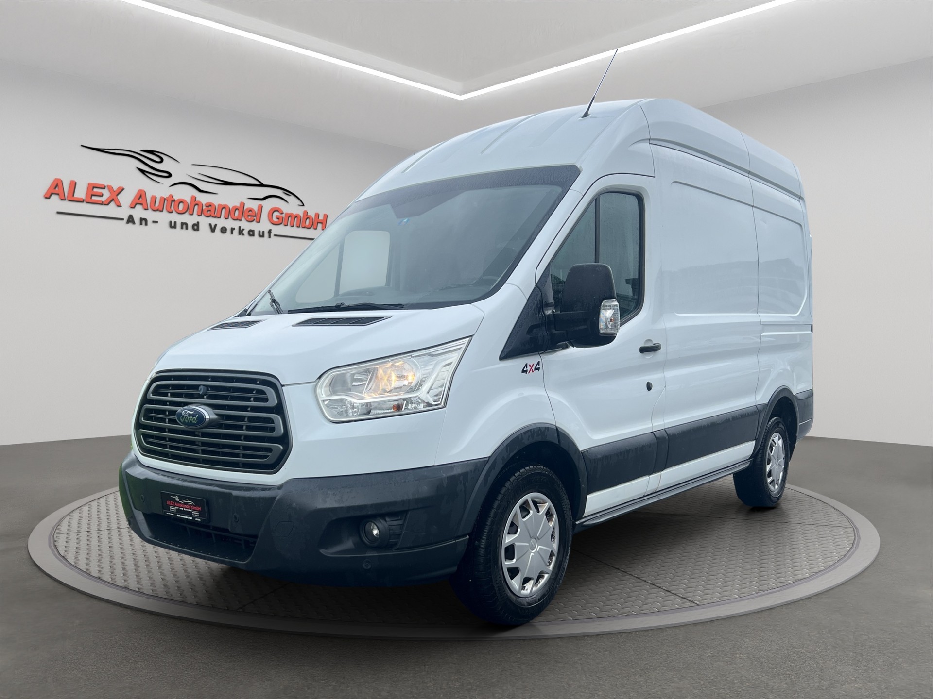 FORD Transit Van 350 L2H3 Ambiente 4WD-image-0