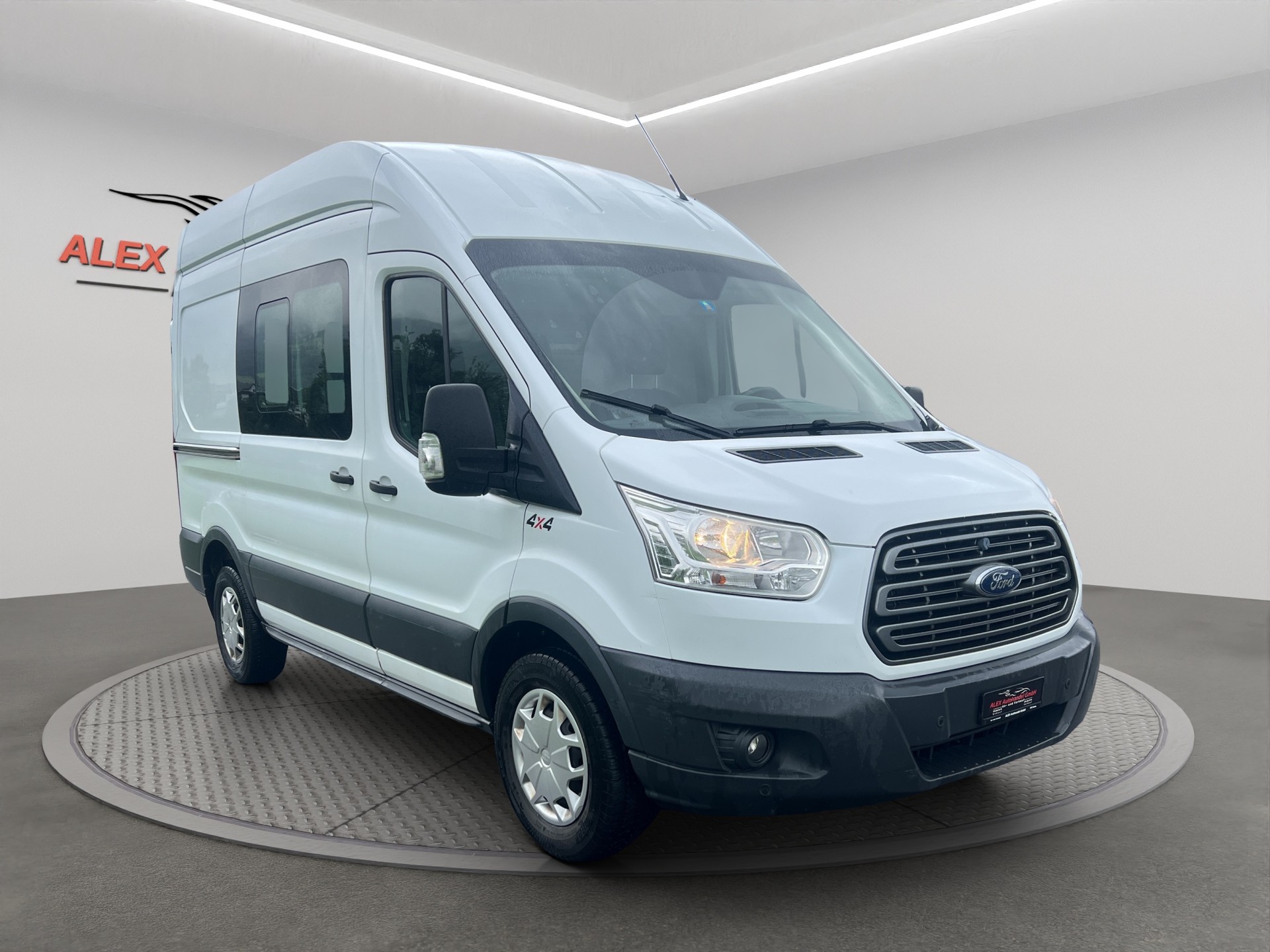 FORD Transit Van 350 L2H3 Ambiente 4WD-image-8