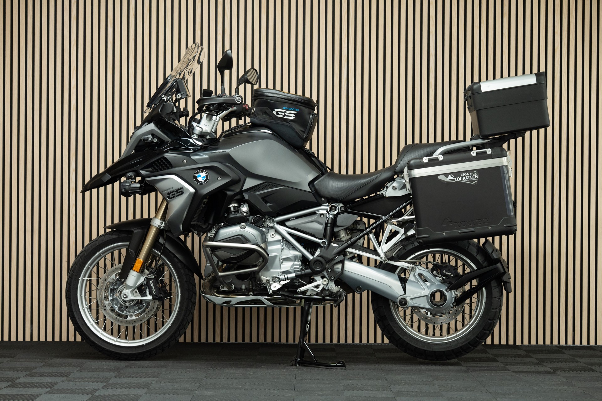 BMW R 1200 GS mit TFT-Display-image-1