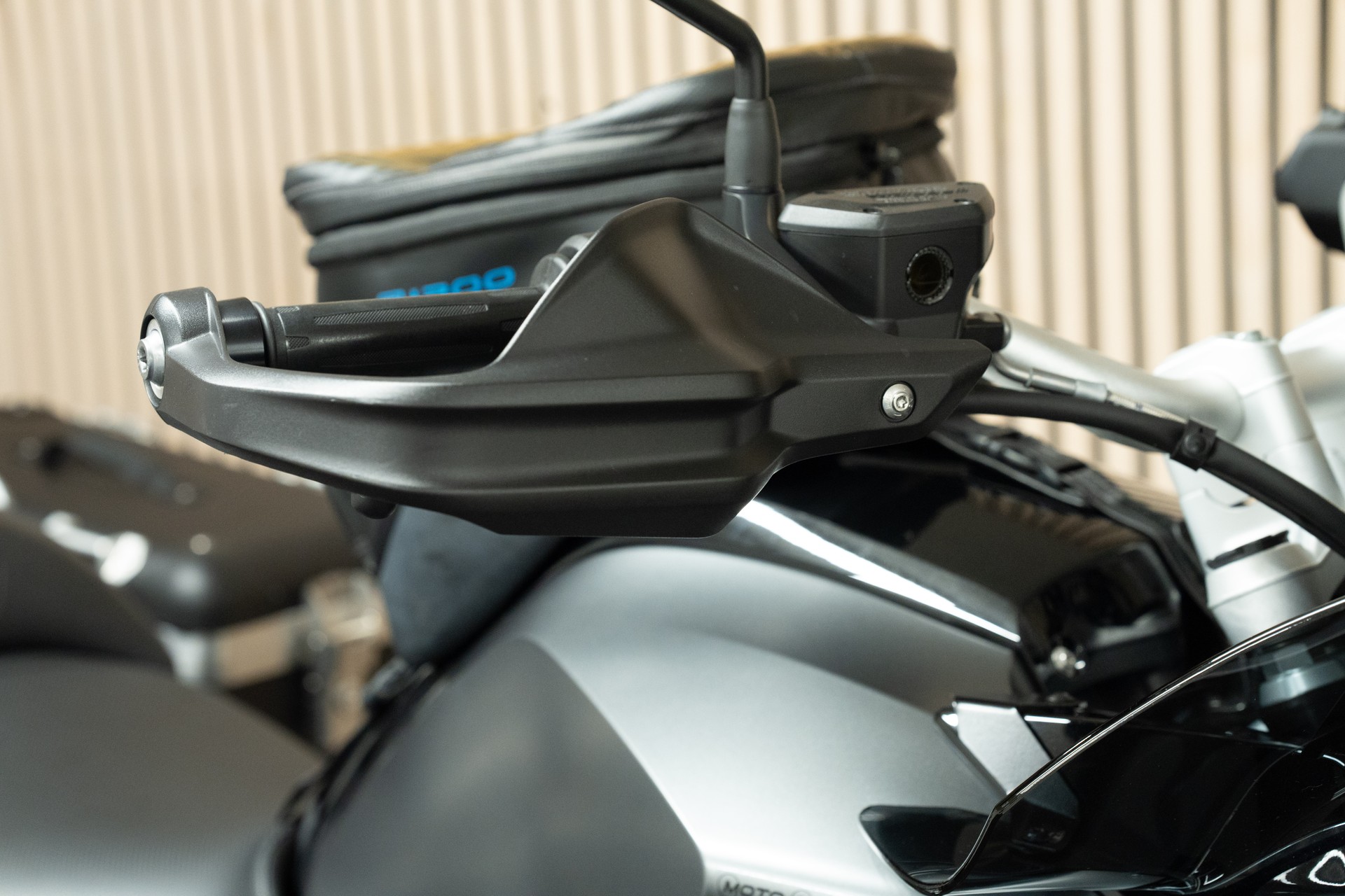 BMW R 1200 GS mit TFT-Display-image-8