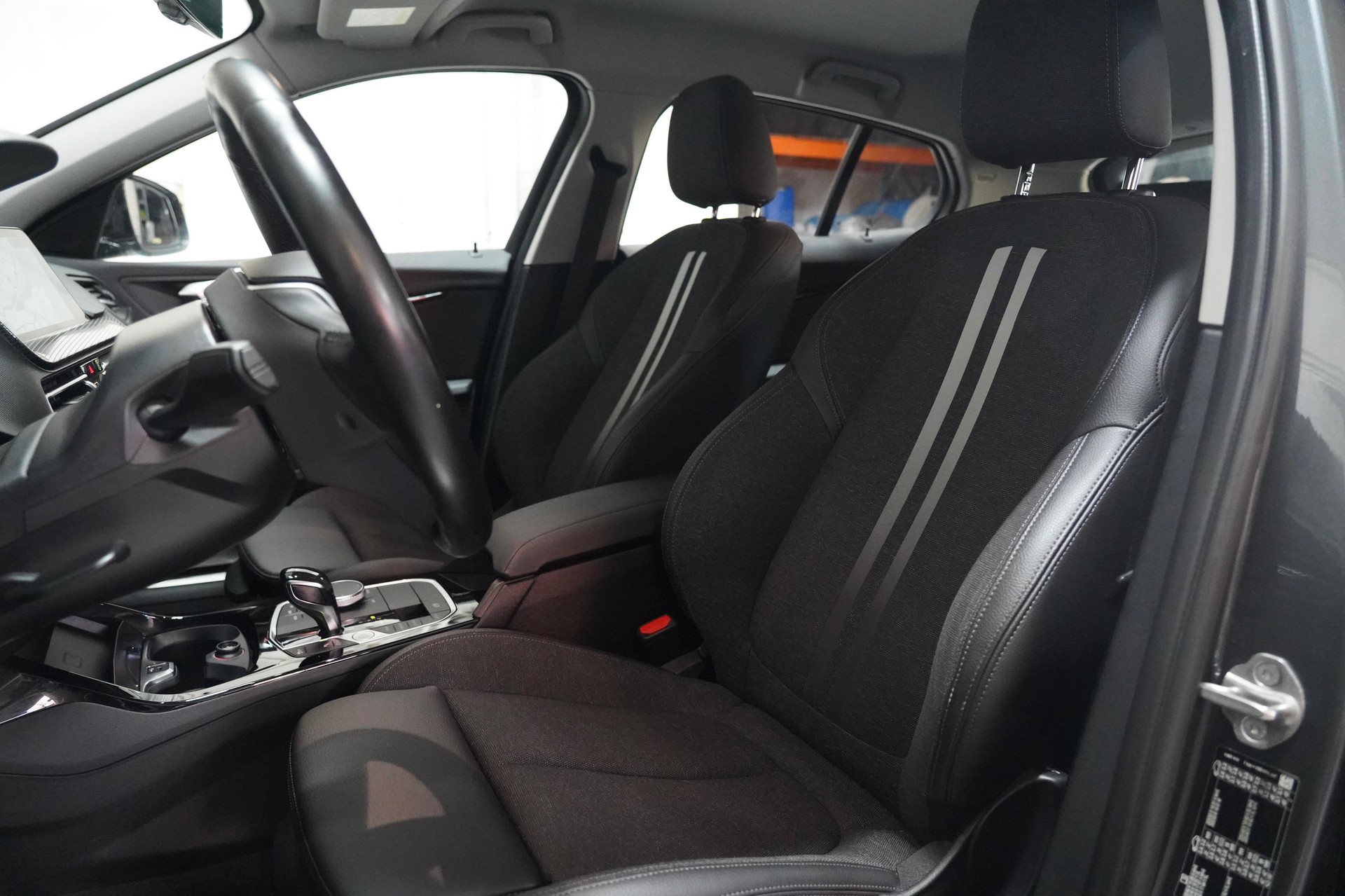 BMW 118i Steptronic-image-11