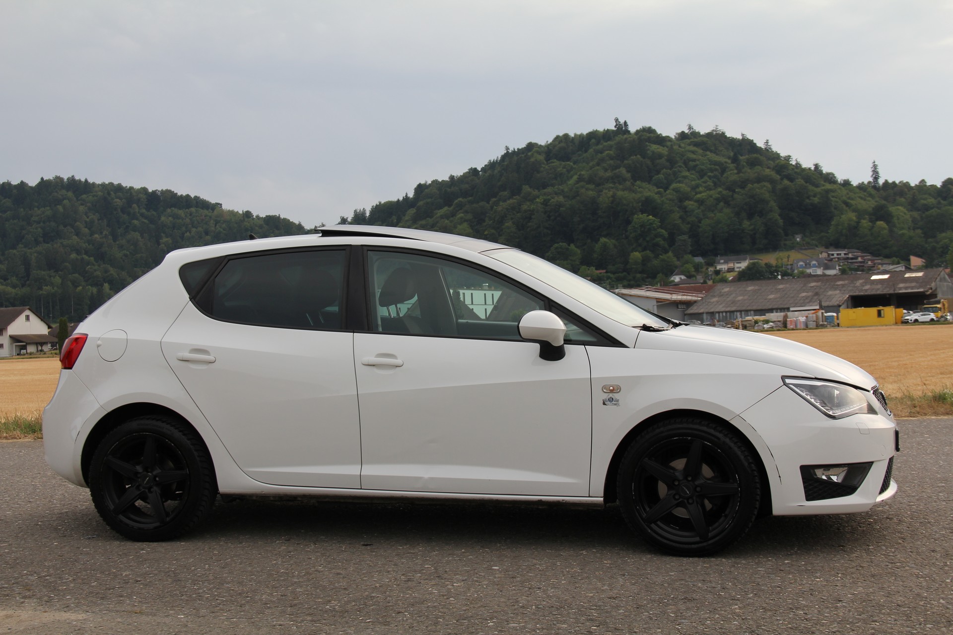 SEAT Ibiza 1.2 TSI FR Viva DSG-showroom-element-3