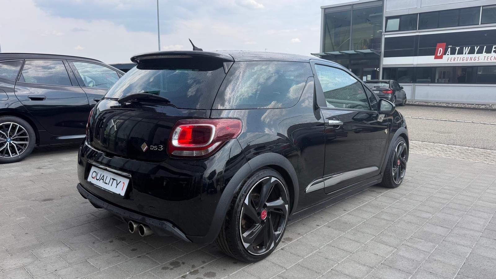 DS AUTOMOBILES DS 3 1.6 THP Performance Black Spezial-image-15