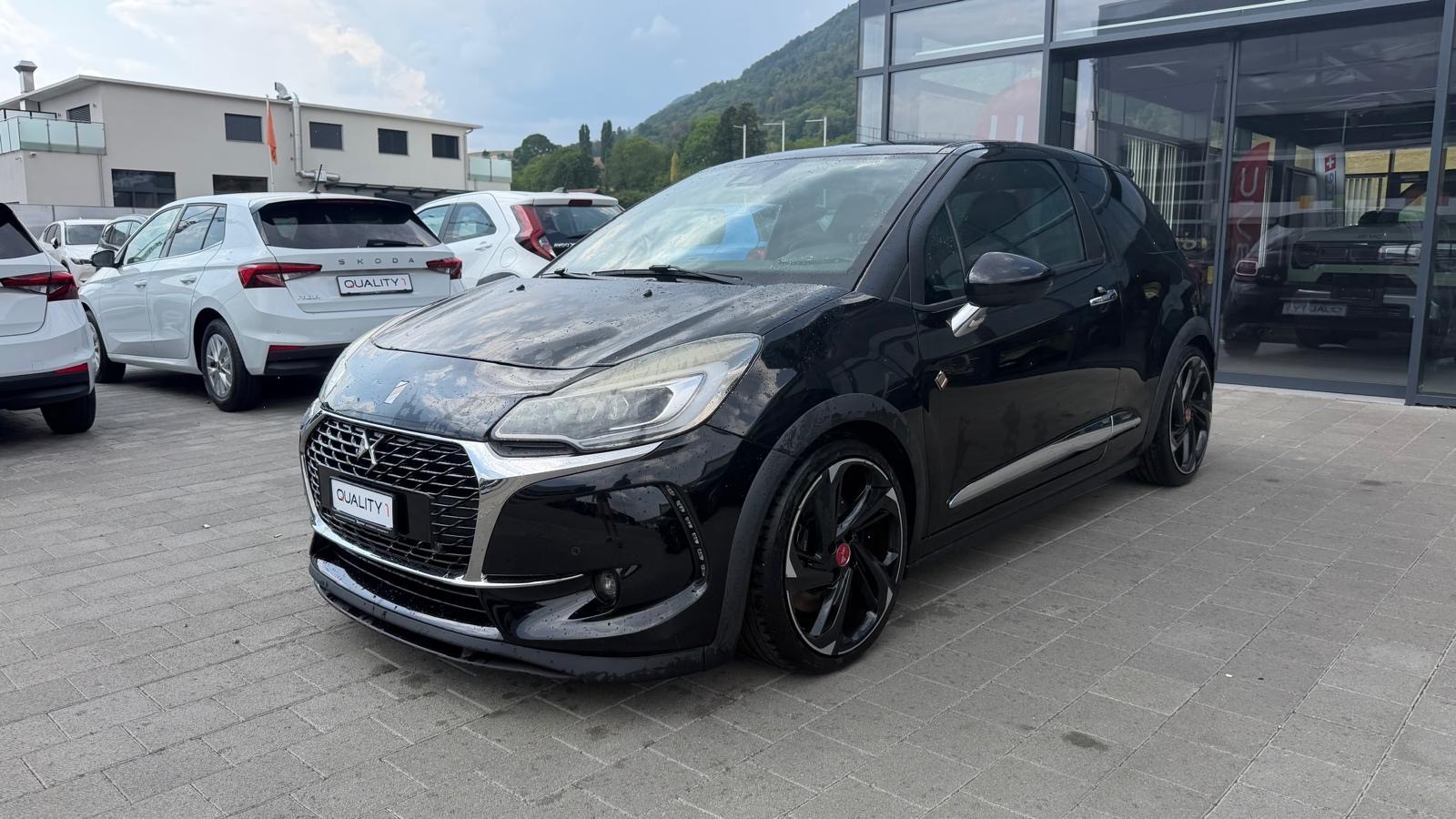 DS AUTOMOBILES DS 3 1.6 THP Performance Black Spezial-image-5