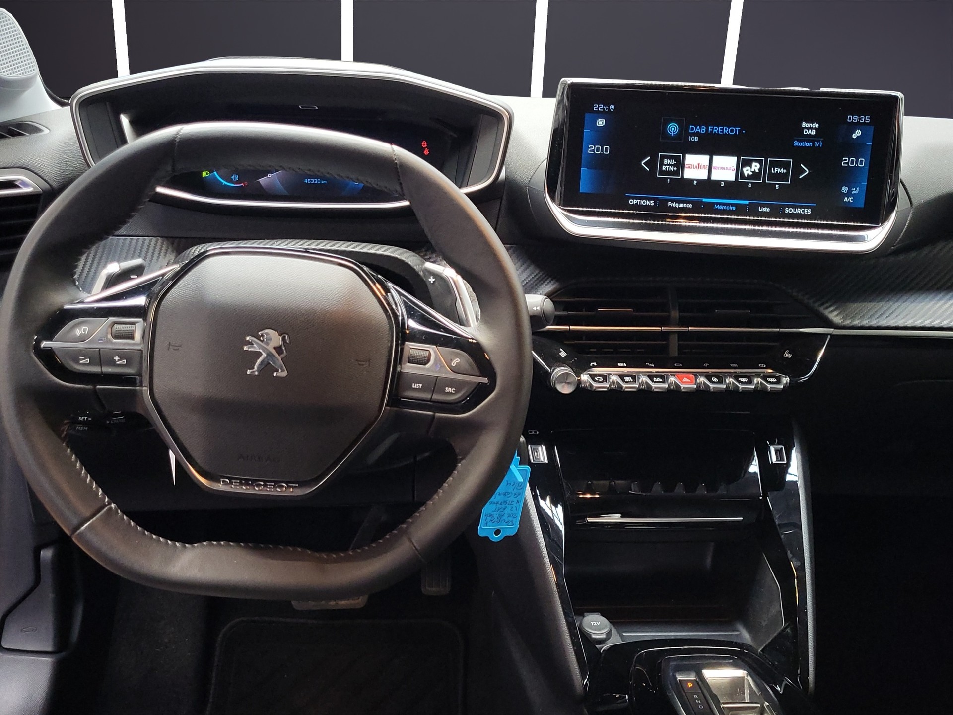 PEUGEOT 208 1.2 Allure Pack EAT8-image-6