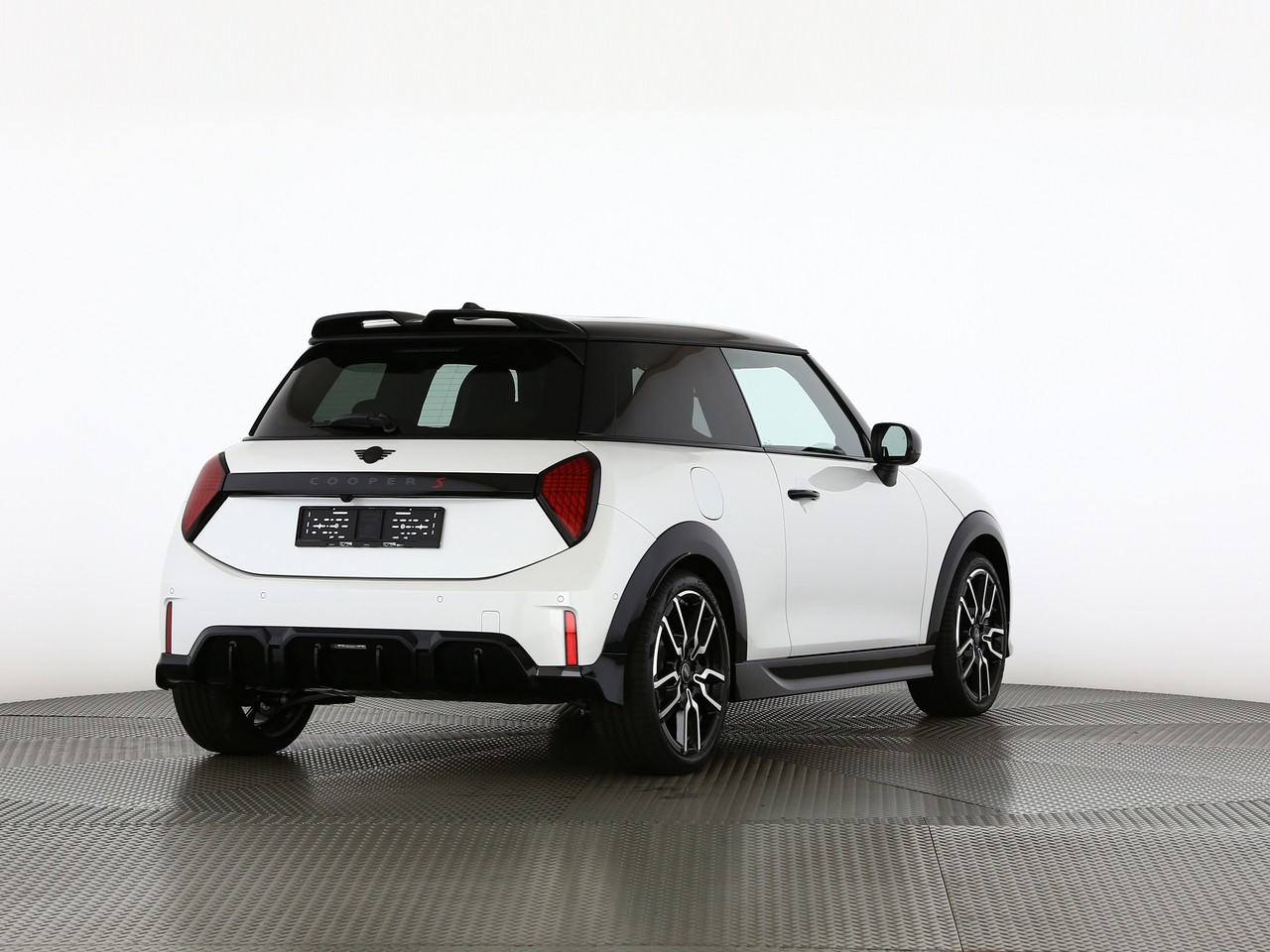 MINI Cooper S DKG-showroom-element-1