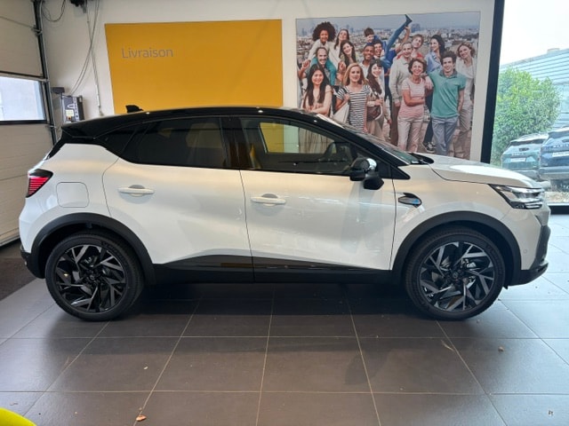 RENAULT Captur 1.8 E-Tech 160 Esprit Alpine DHT-showroom-element-3