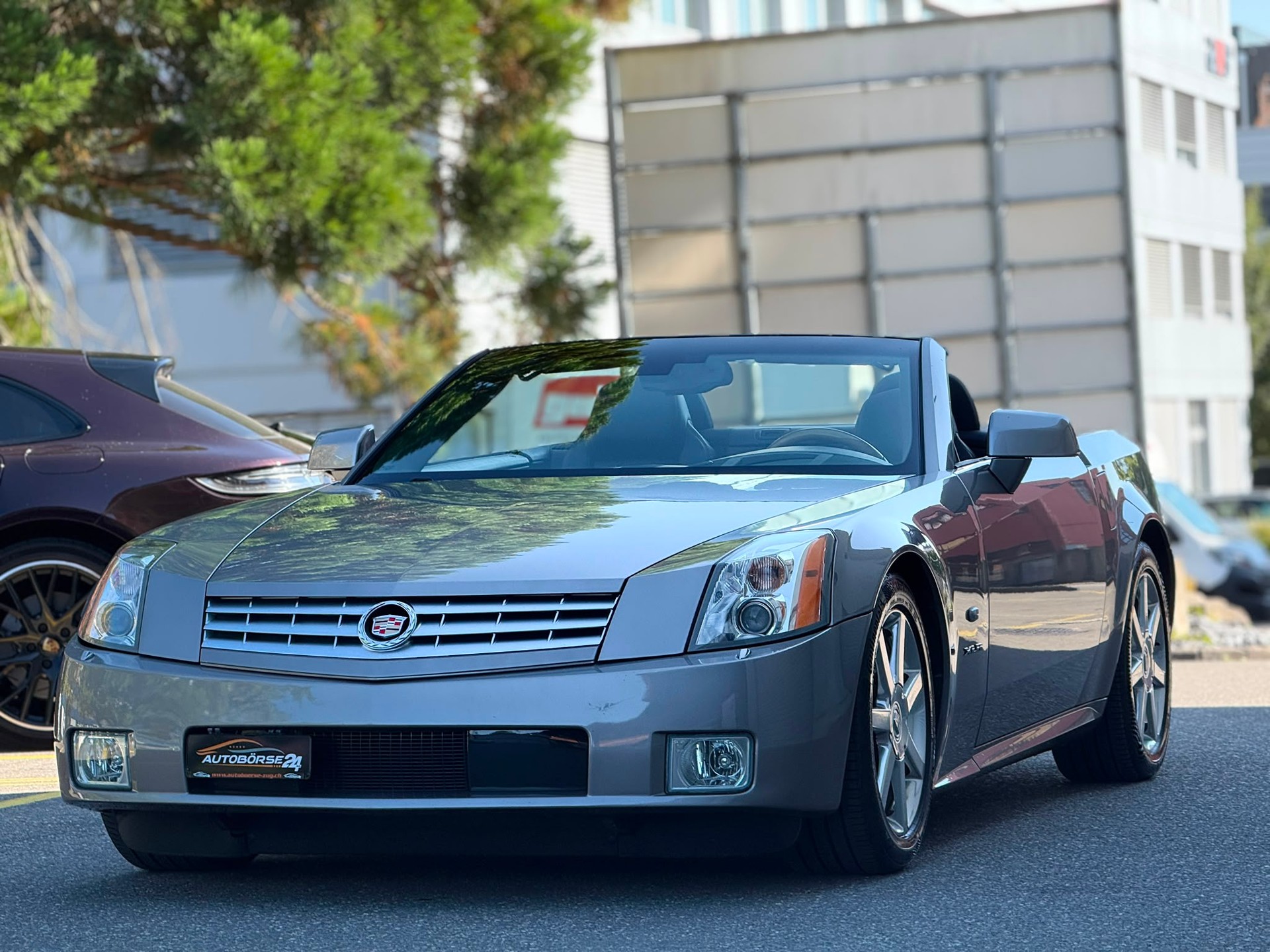 CADILLAC XLR 4.6 V8-showroom-element-3