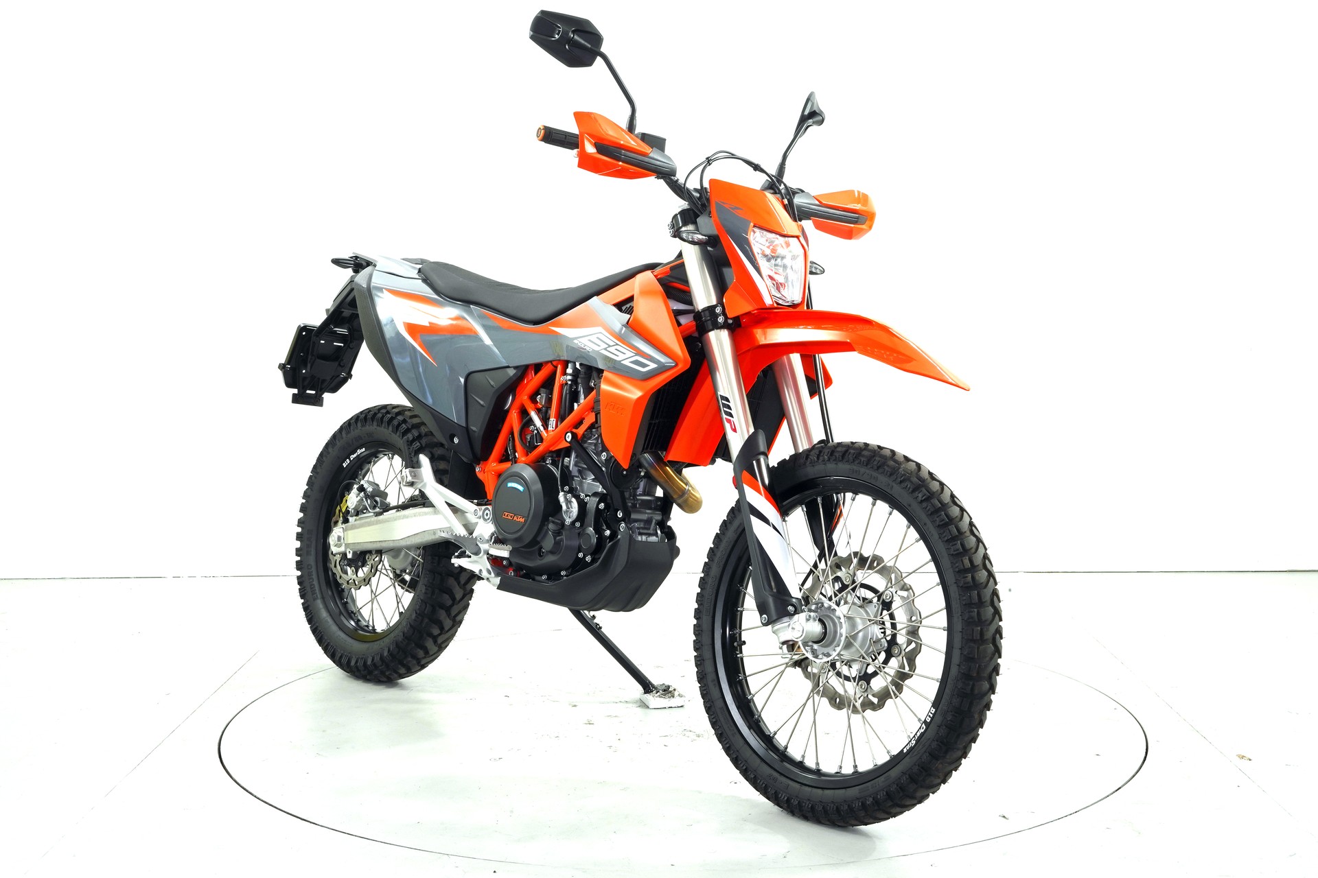 KTM 690 Enduro R-image-1
