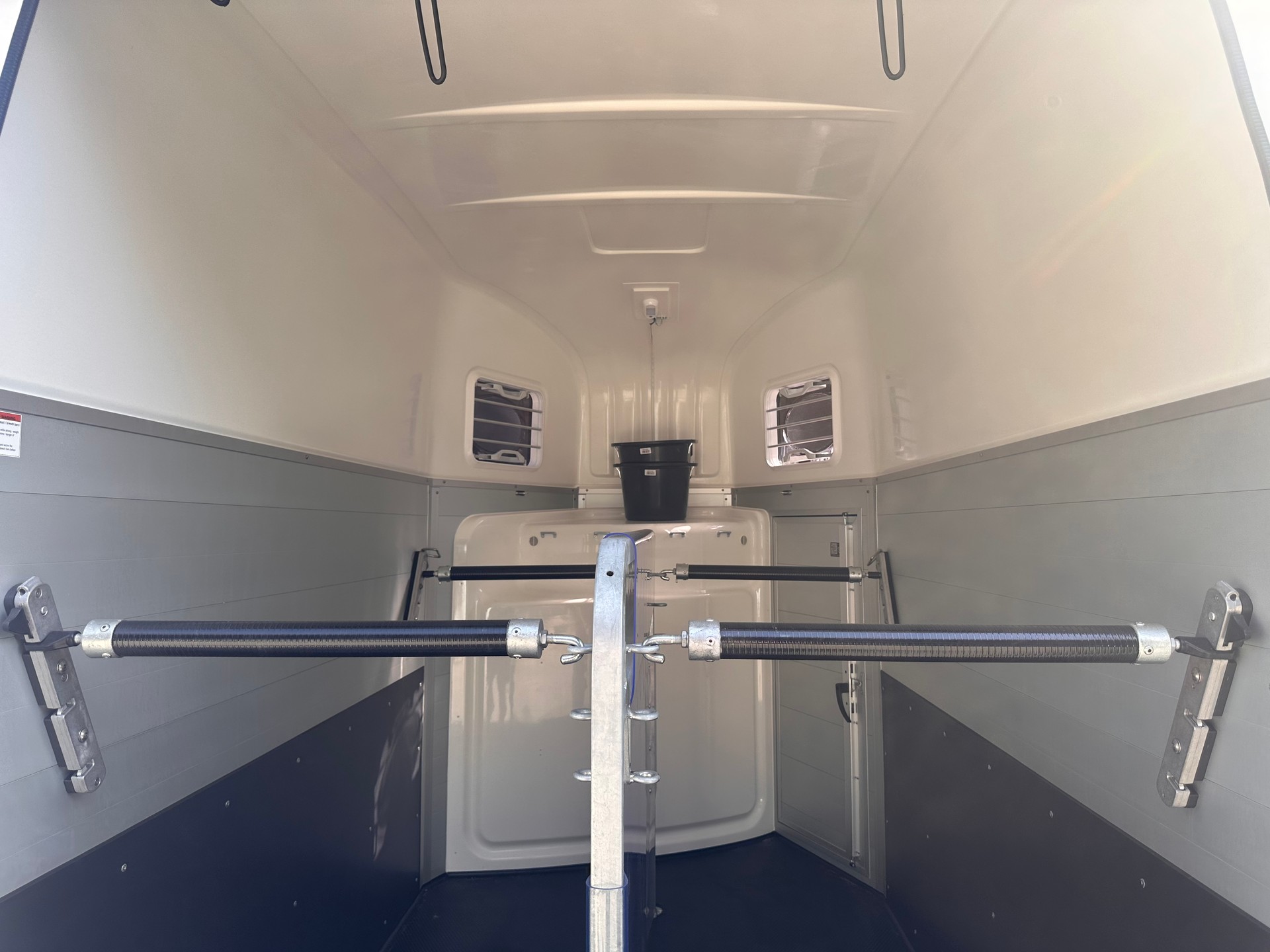 HUMBAUR Equitos Alu Plus 2400-image-15