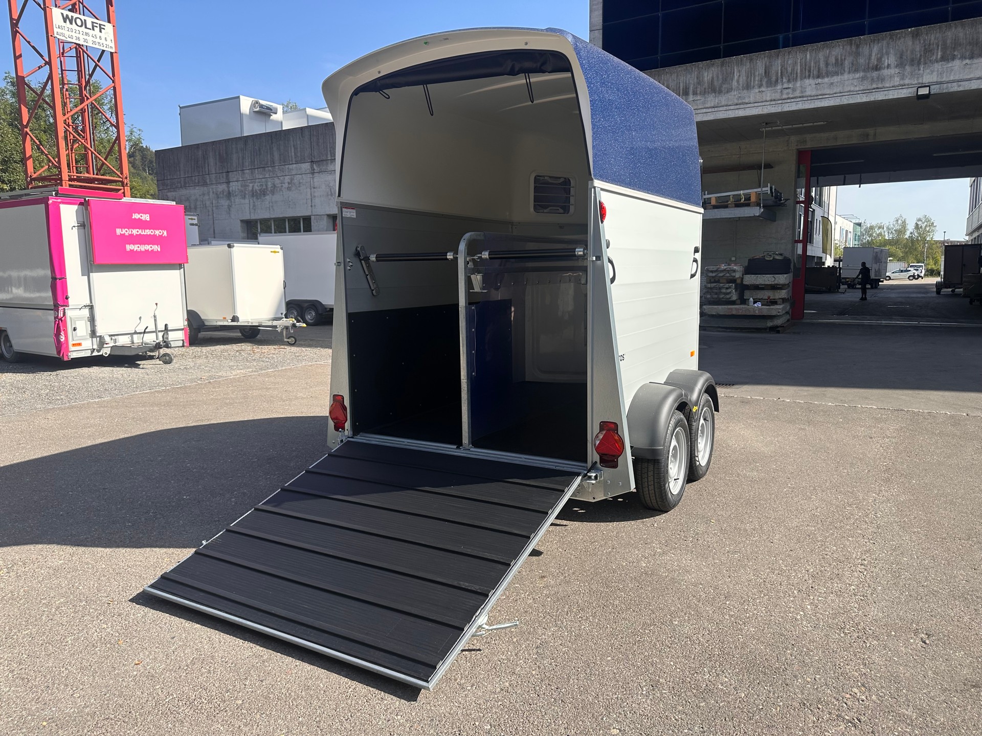 HUMBAUR Equitos Alu Plus 2400-image-12