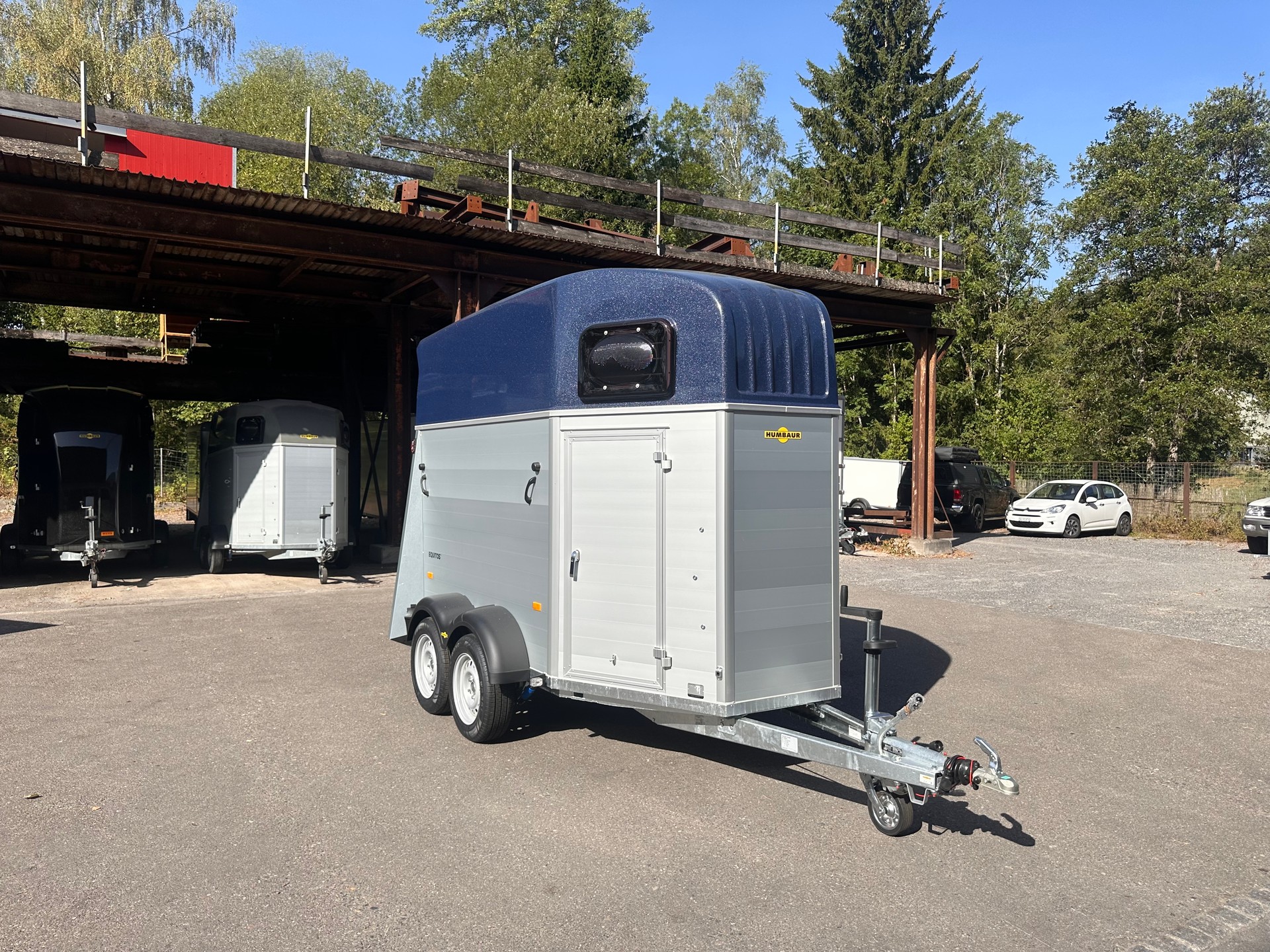 HUMBAUR Equitos Alu Plus 2400-showroom-element-1