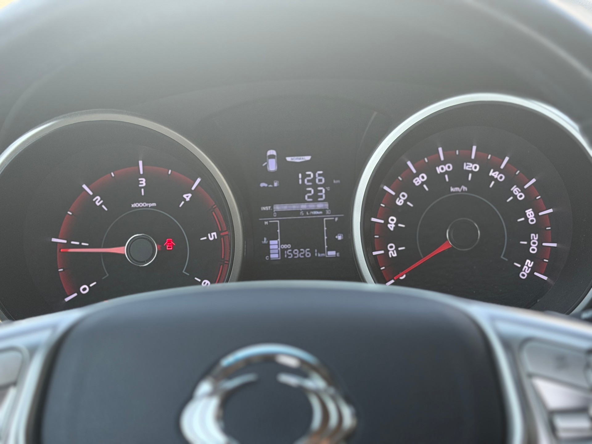 KGM-SsangYong Tivoli 1.6 eXDi Quartz 2WD-image-7
