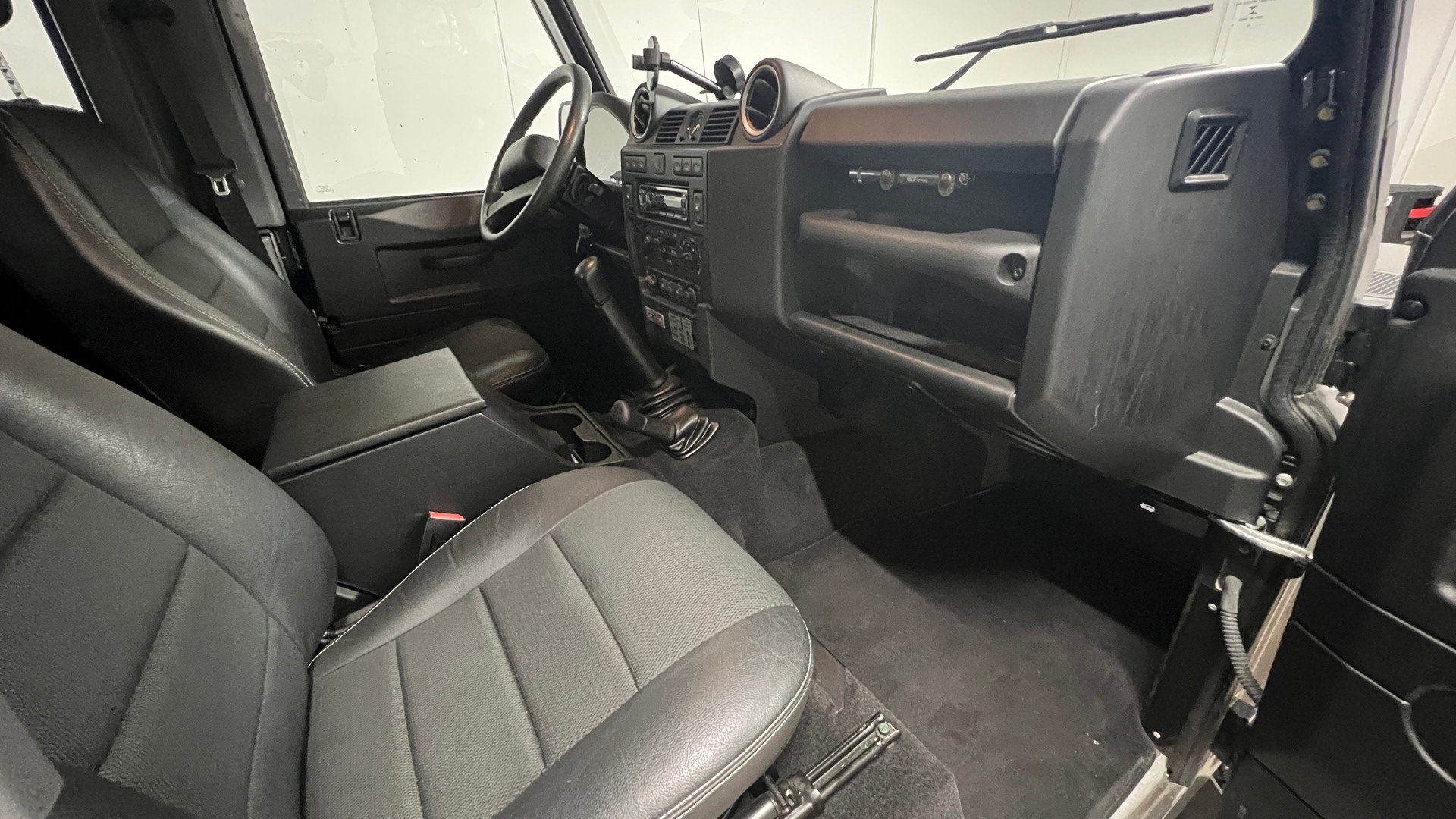 LAND ROVER 2.2 TD4 SW SE-image-11