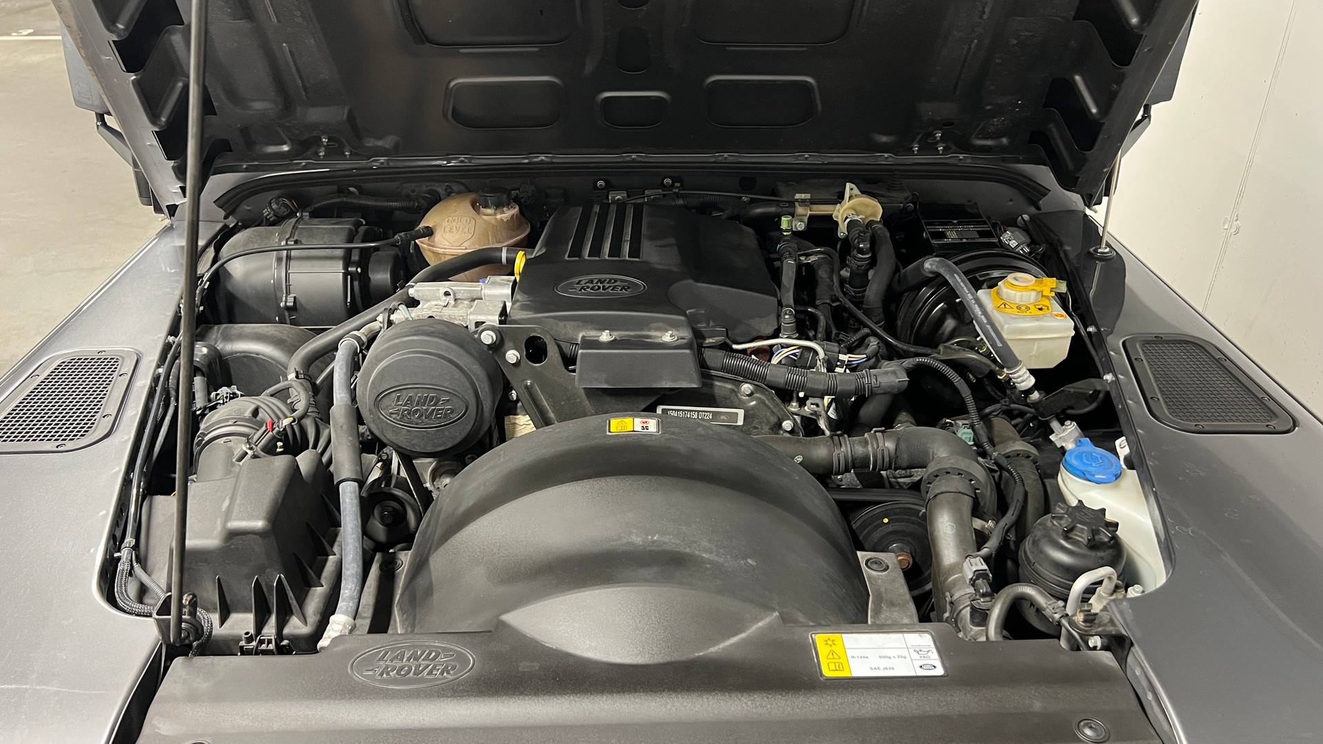 LAND ROVER 2.2 TD4 SW SE-image-5