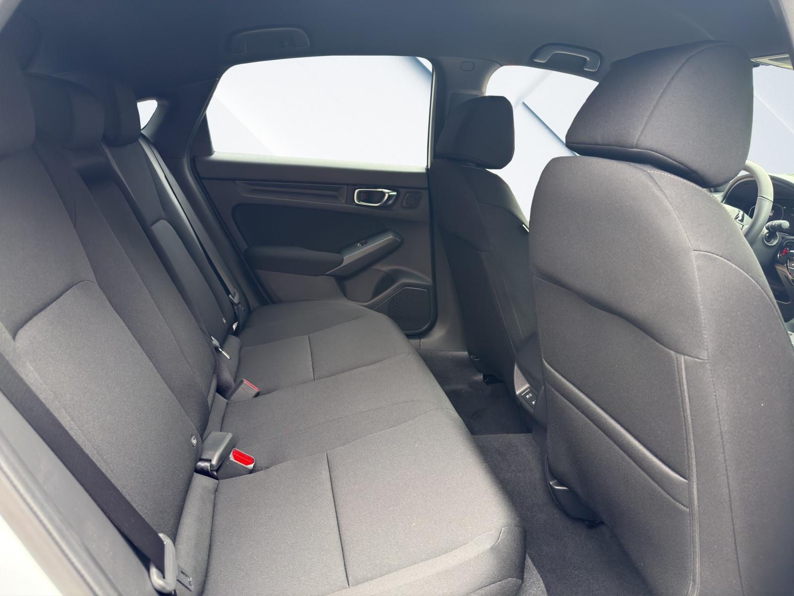 HONDA Civic 2.0 i-MMD Elegance-image-15
